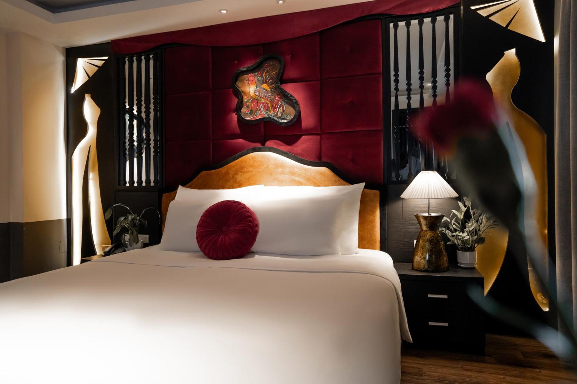 Hotel Center Silk Classic & Travel 4*