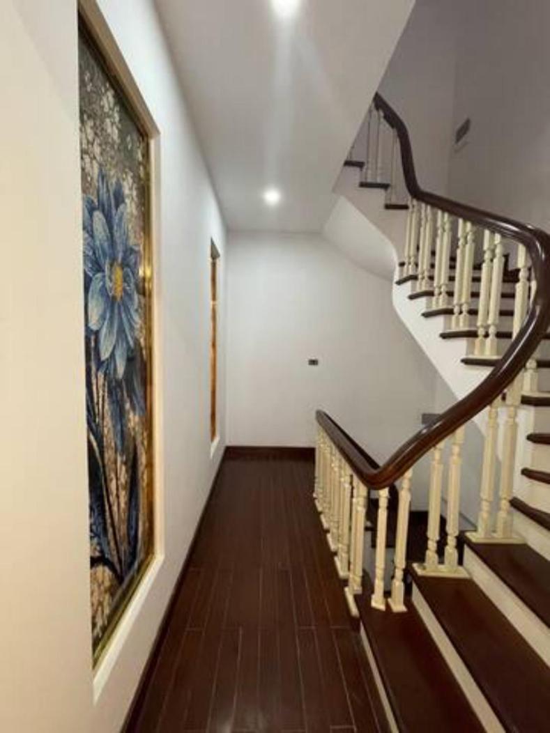67141 Bedroom Cozy Ho Tay Balcony Full Natural Light Apartment Hanoi