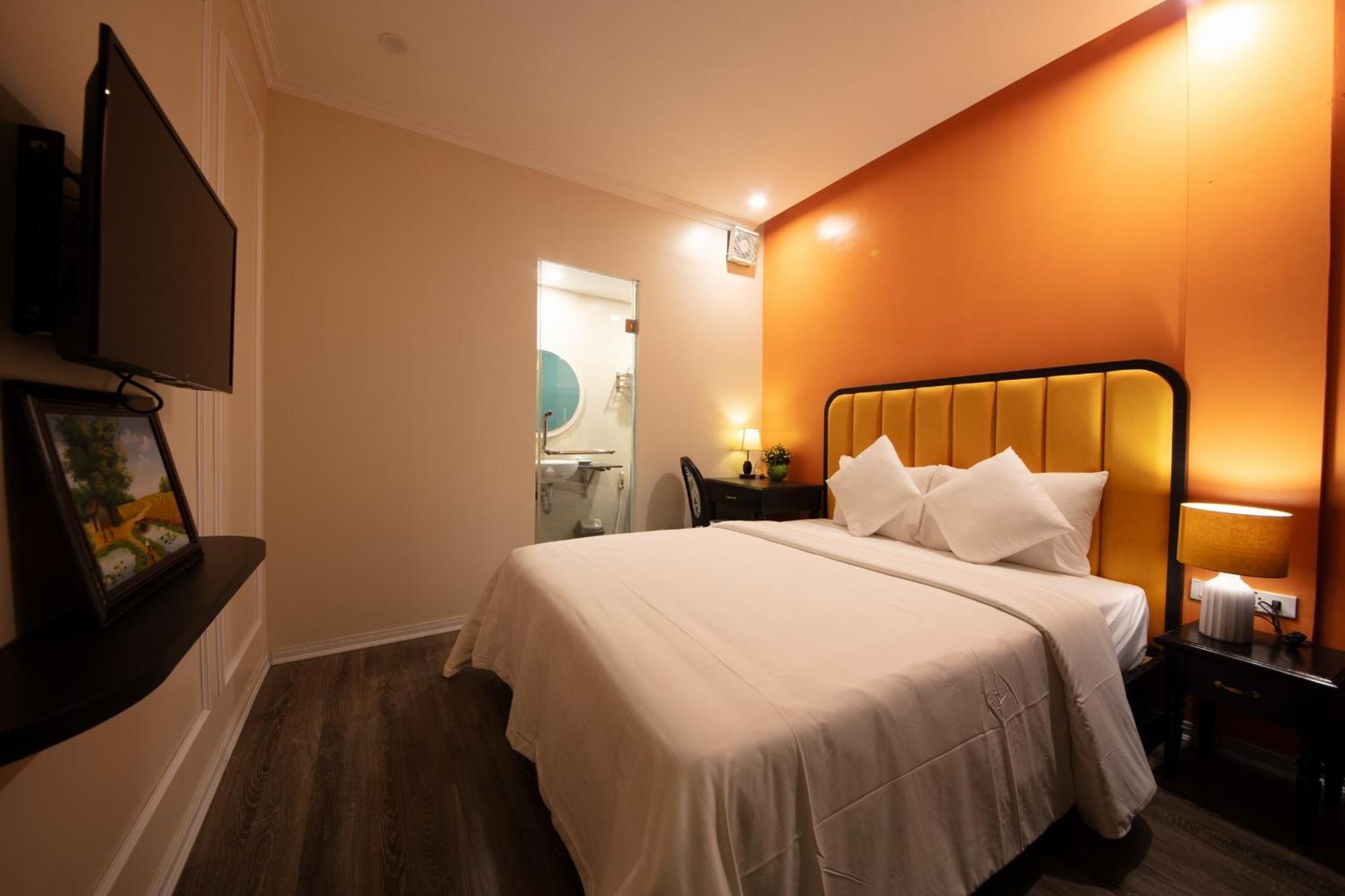 Omina & Travel Hanoi