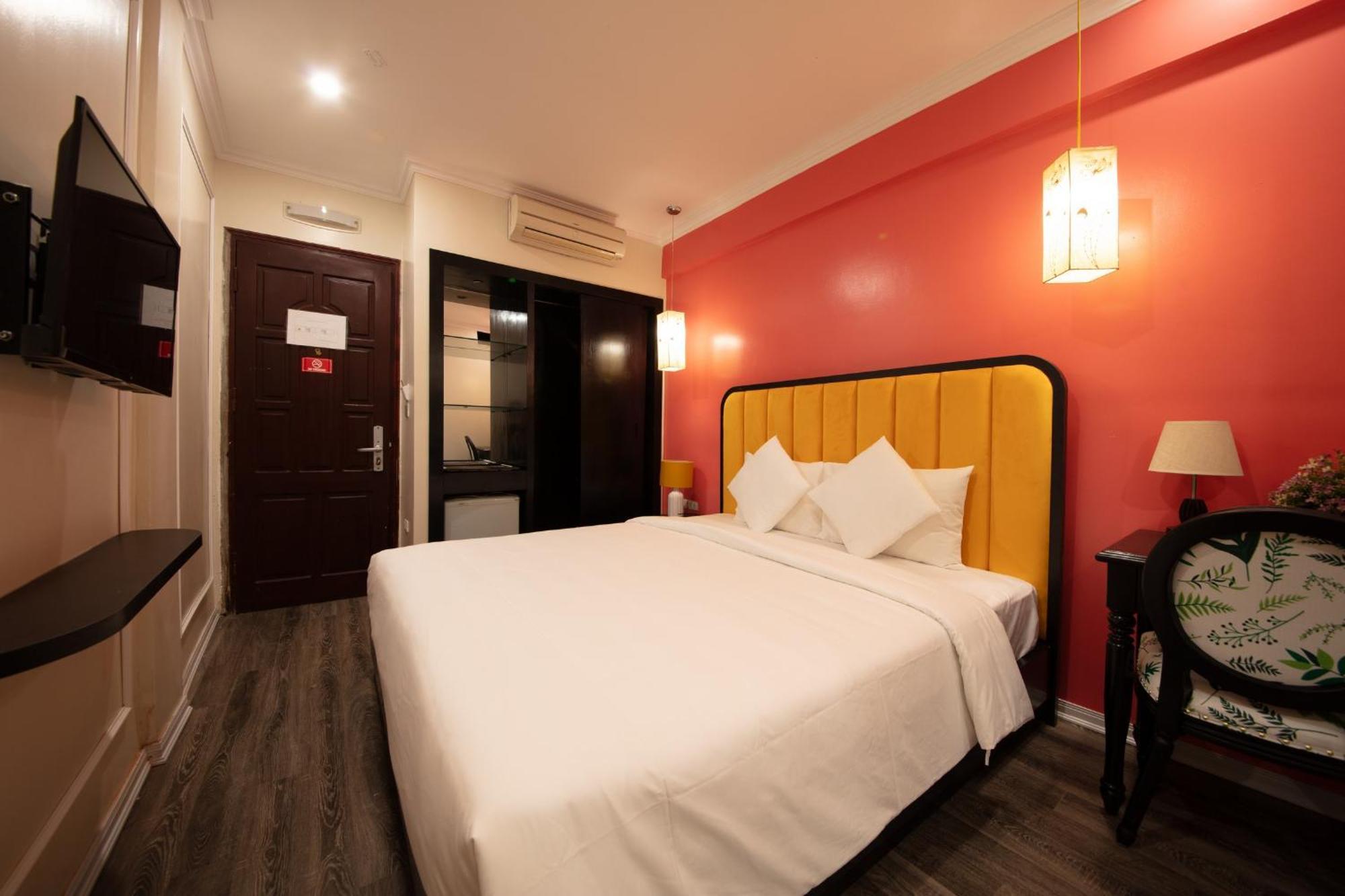 Omina & Travel Hanoi
