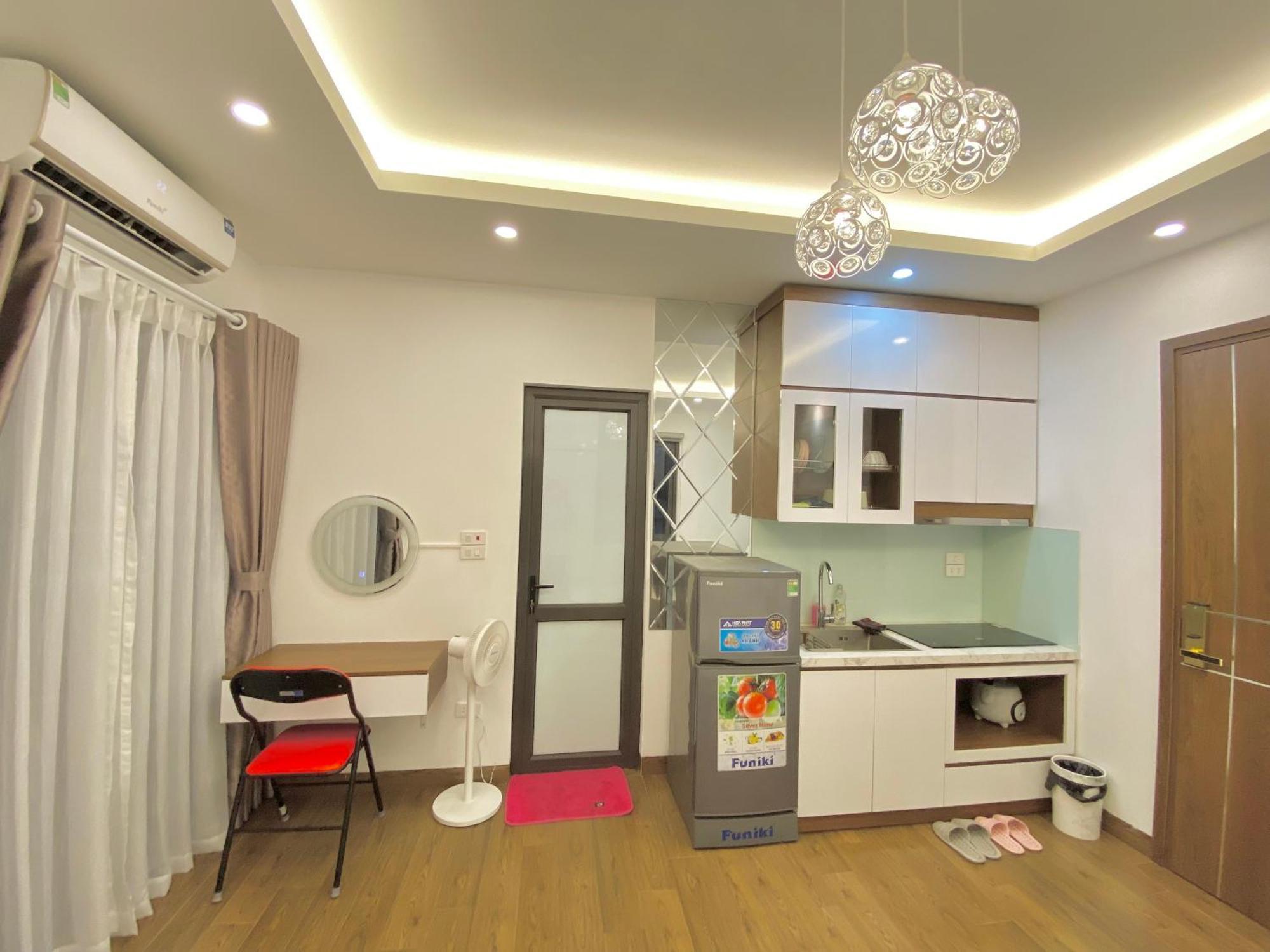 T98 Westlake Trich Sai - Tay Ho Center View Aparthotel *