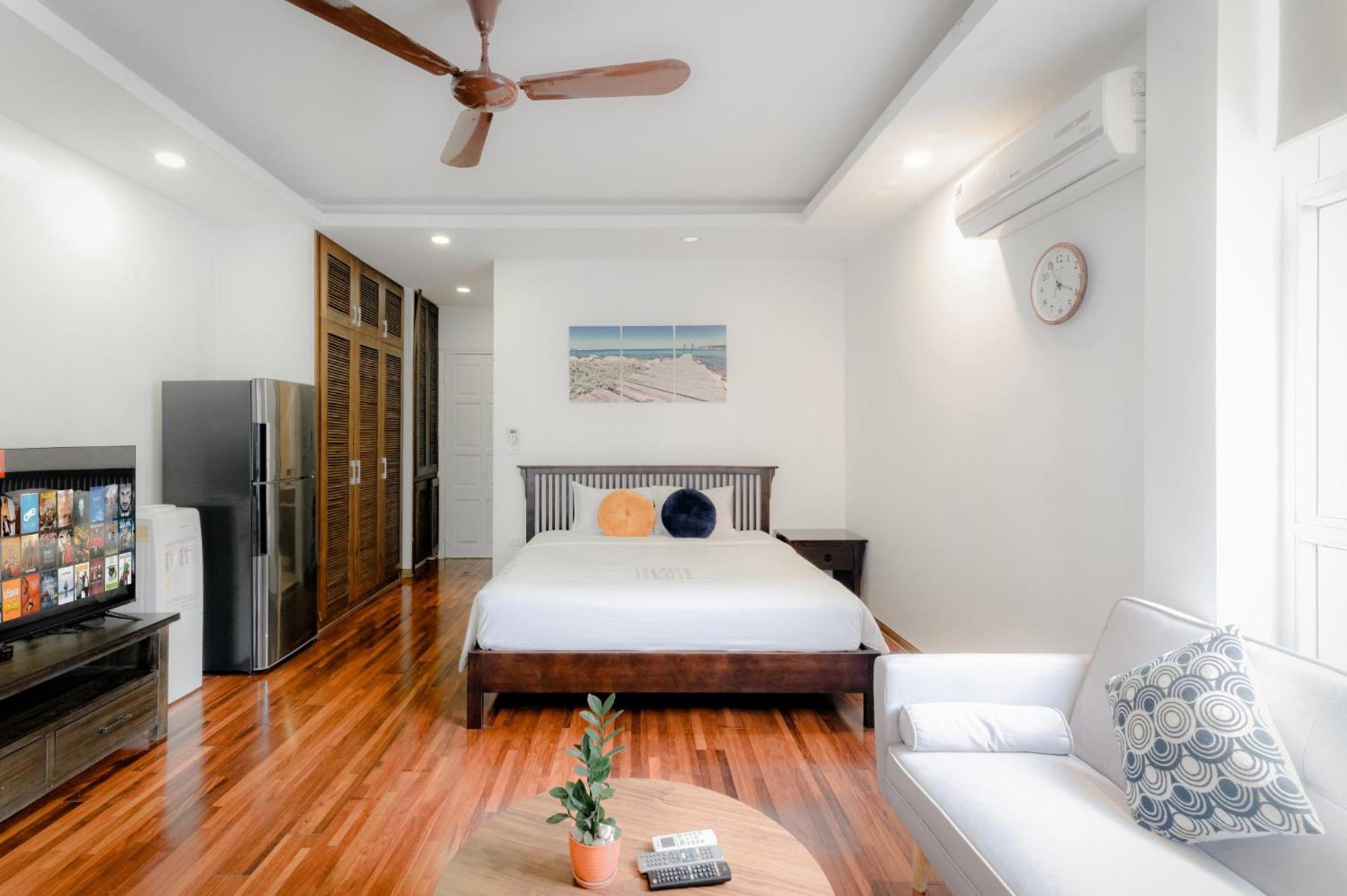 Luxe Paradise 22 Nam Ngu Street Apartment