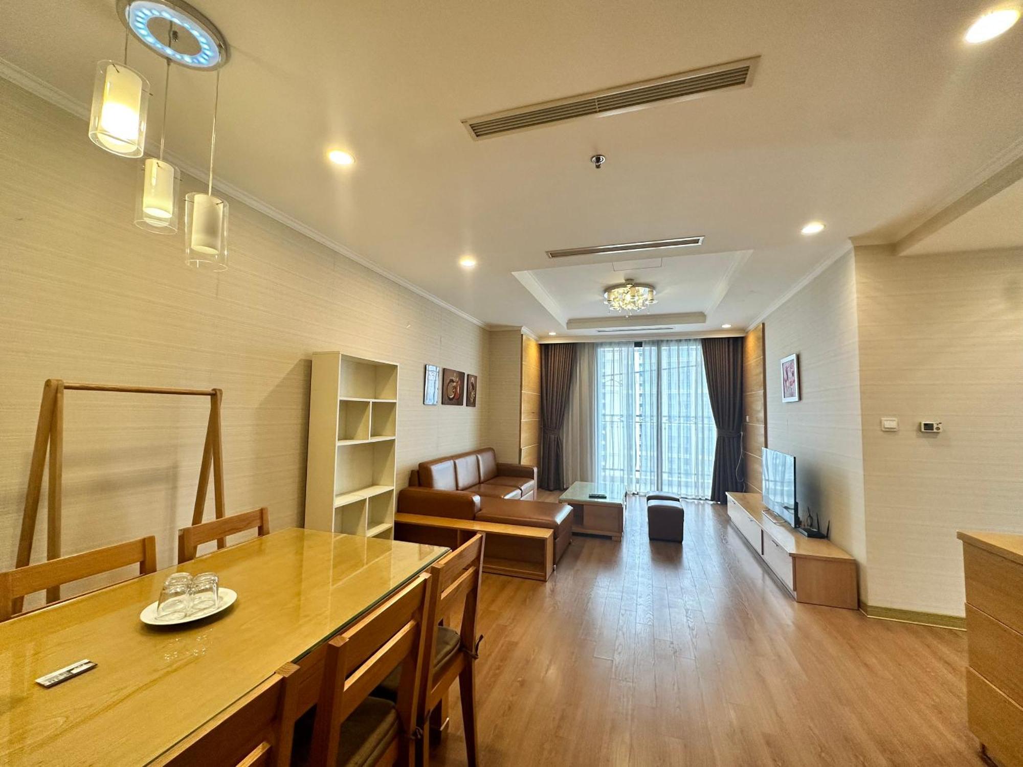 Beu Vincom Royal Apartment