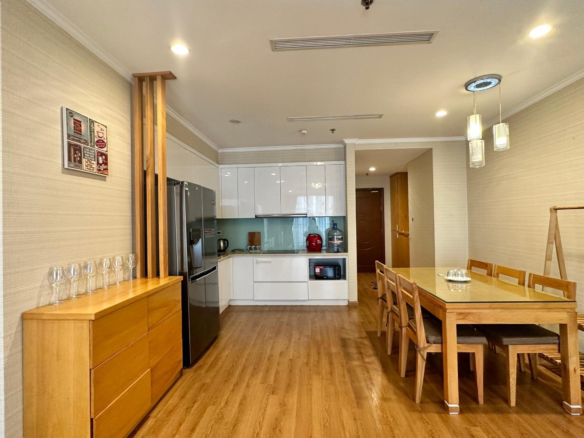 Apartment Beu Vincom Royal *