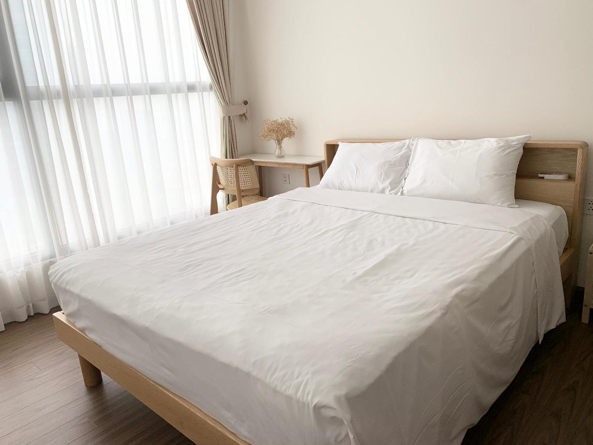 Vinhomes Westpoint By National Convention Center * Hanoi