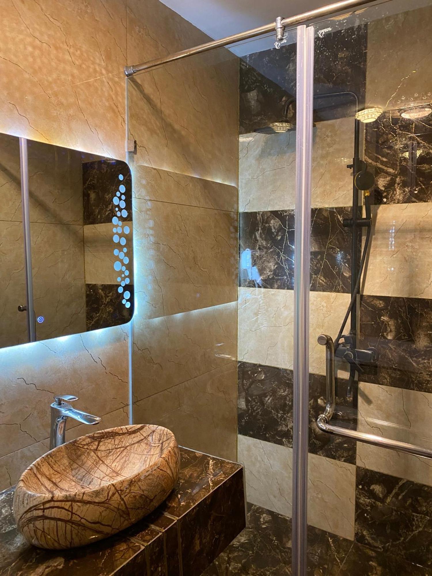 Bao Ngoc Linh Dam Hotel