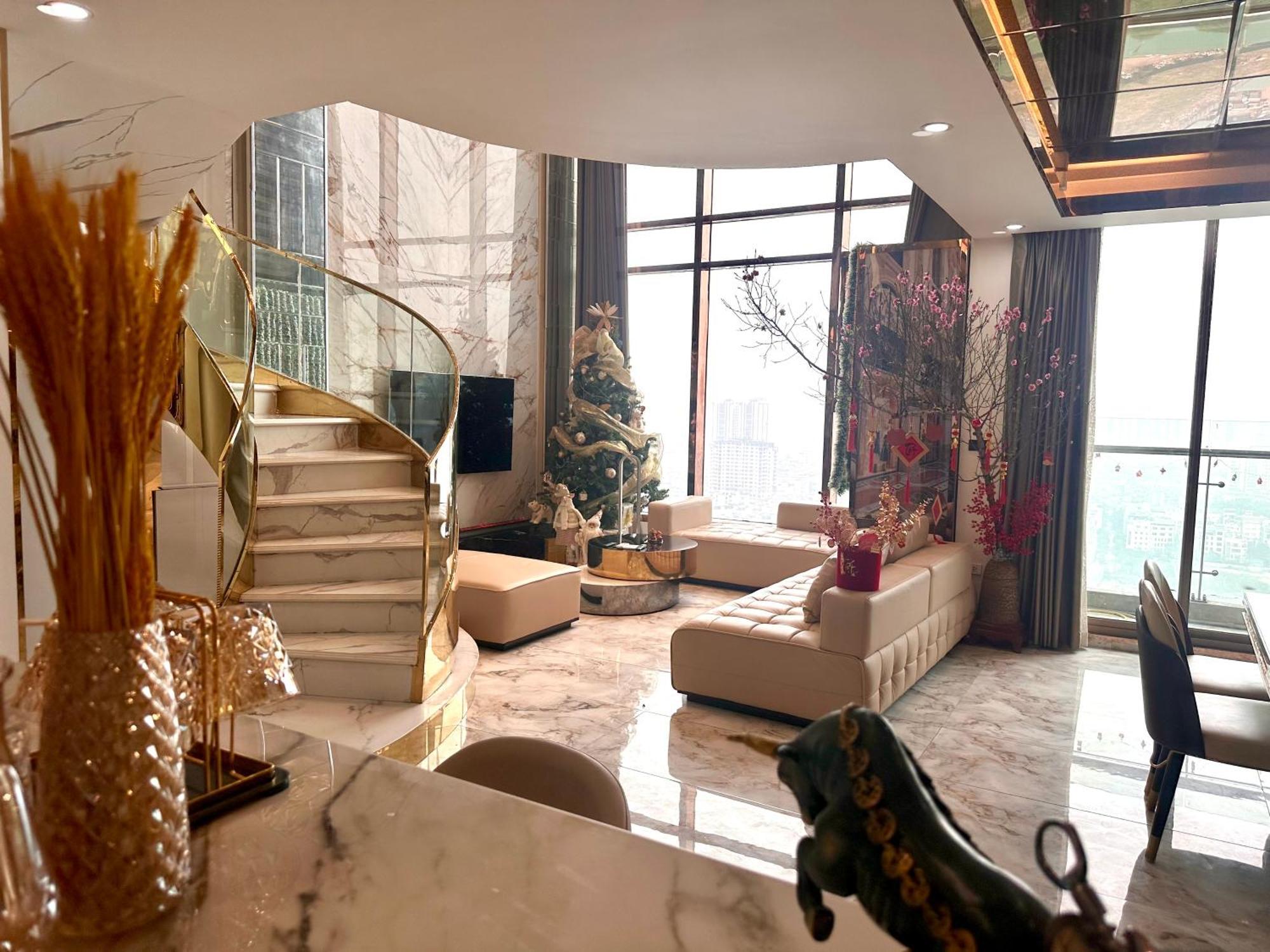 Apartment Royal Penhouse Duplex Nguyen Xien