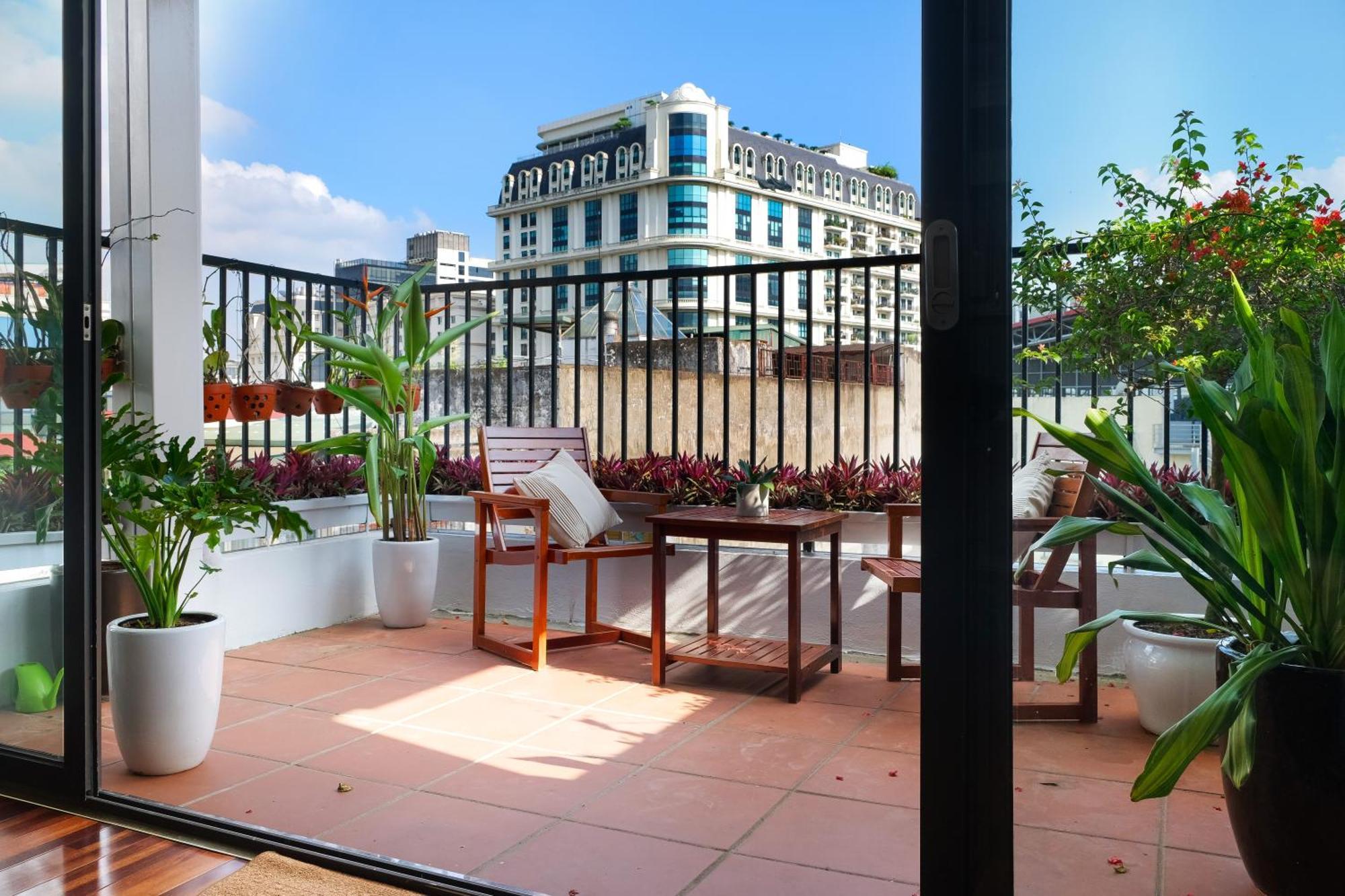 Luxe Paradise 22 Nam Ngu Street Apartment Hanoi