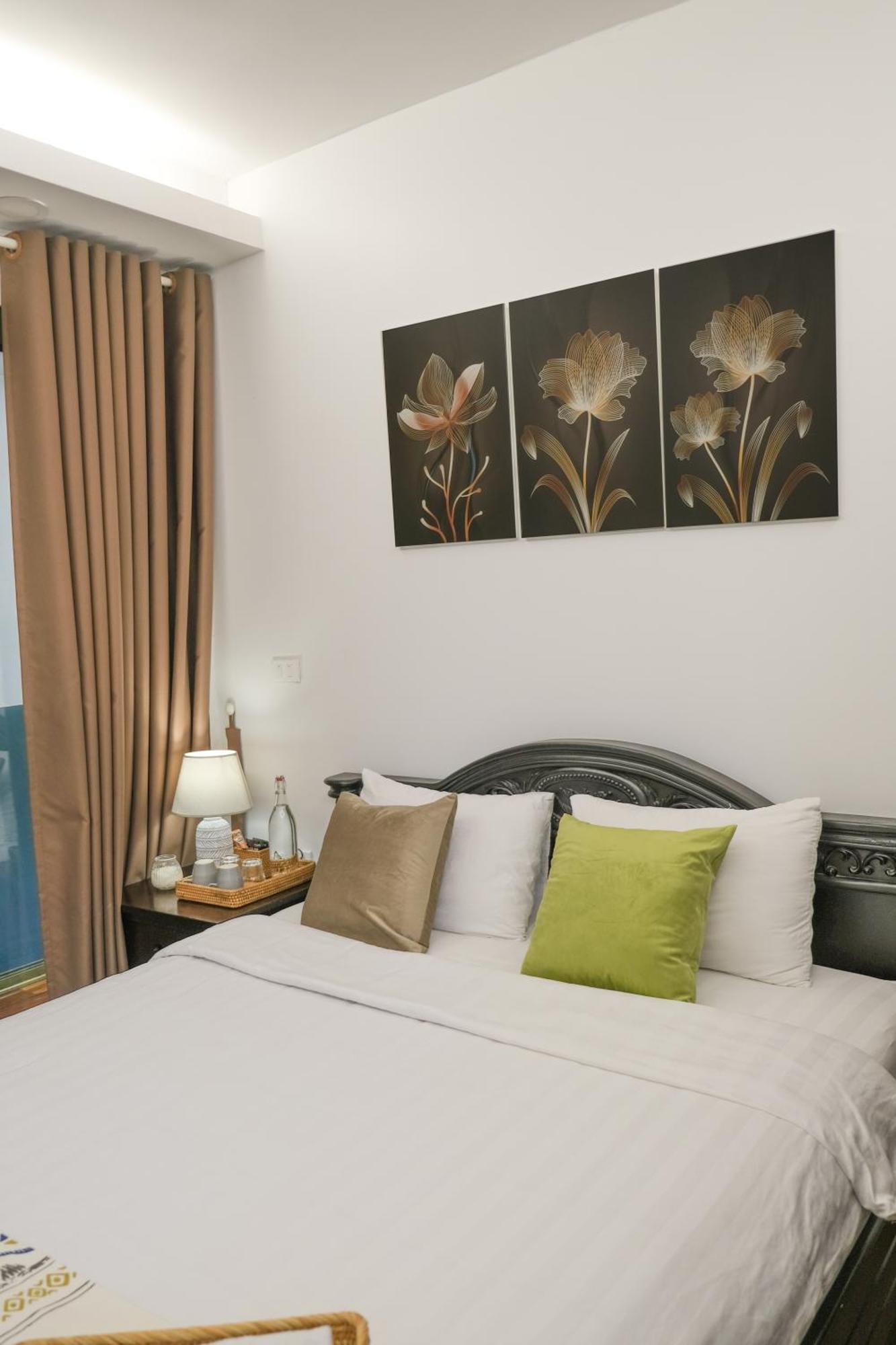 Luxe Paradise 22 Nam Ngu Street Hanoi