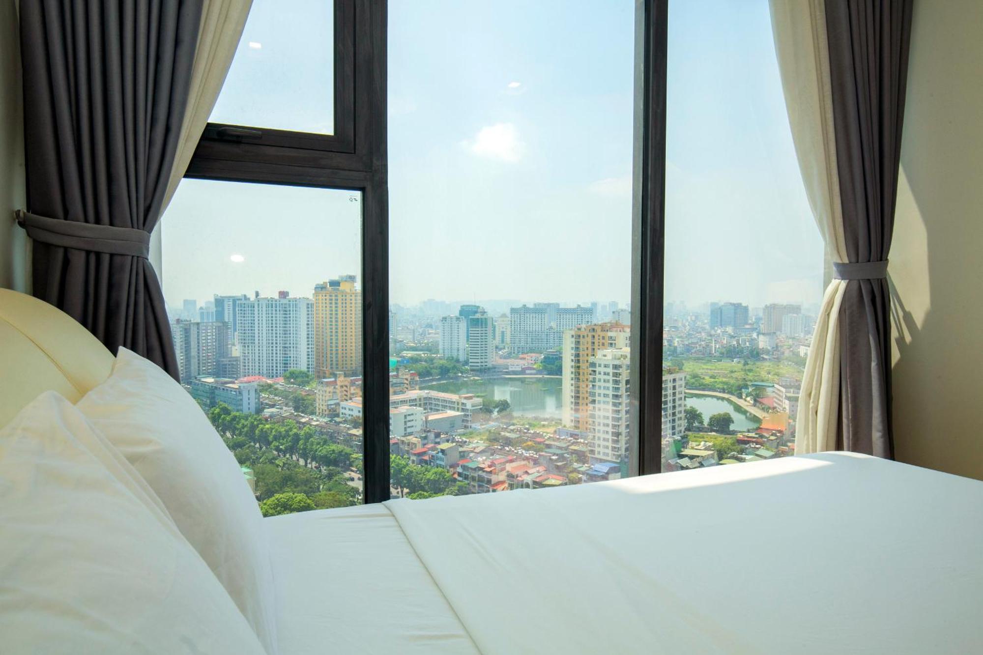 Investland- Vinhomes Metropolis One, Two, Three, Four Bedrooms * Hanoi