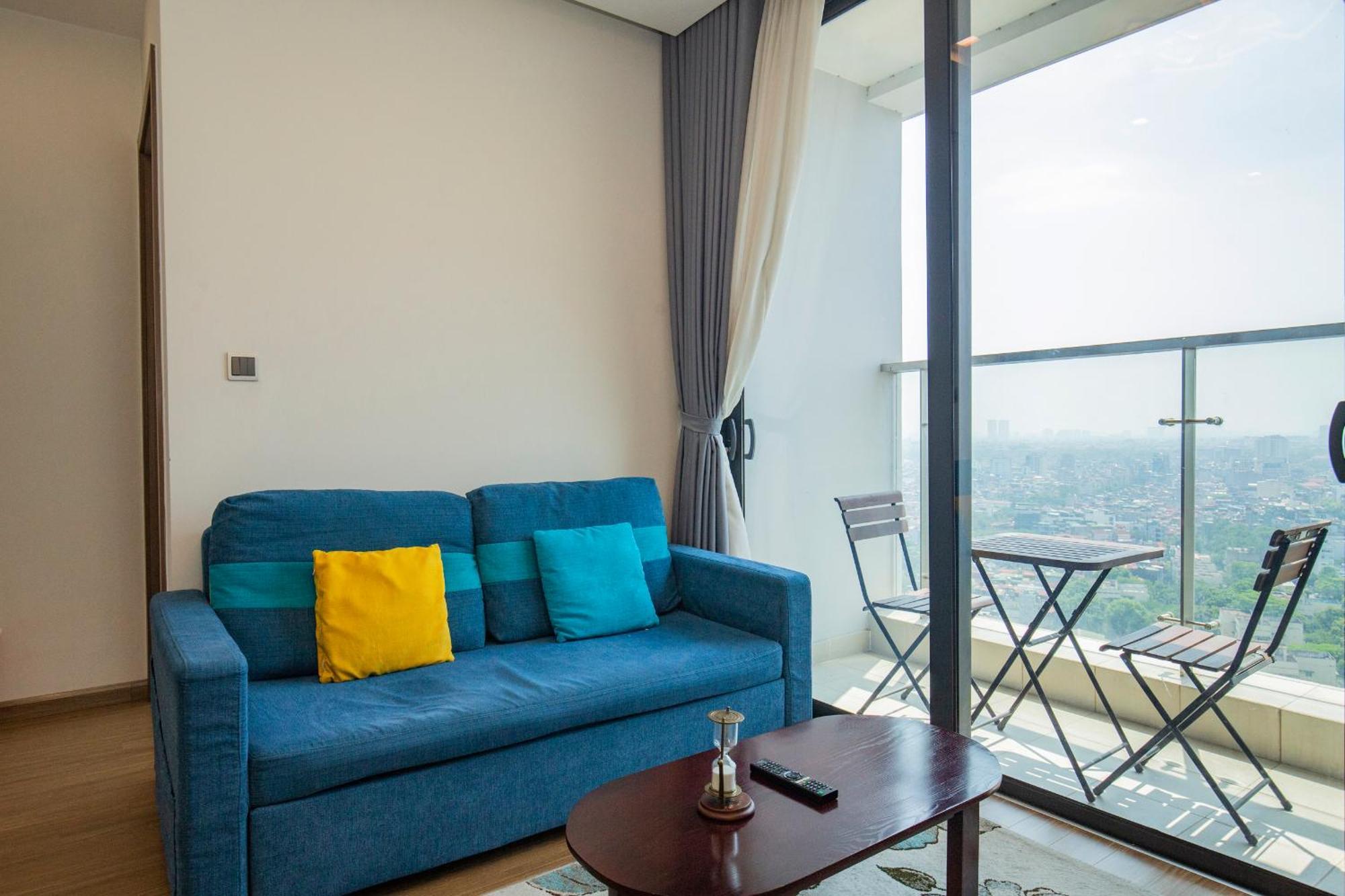 Apartment Investland- Vinhomes Metropolis One, Two, Three, Four Bedrooms Hanoi