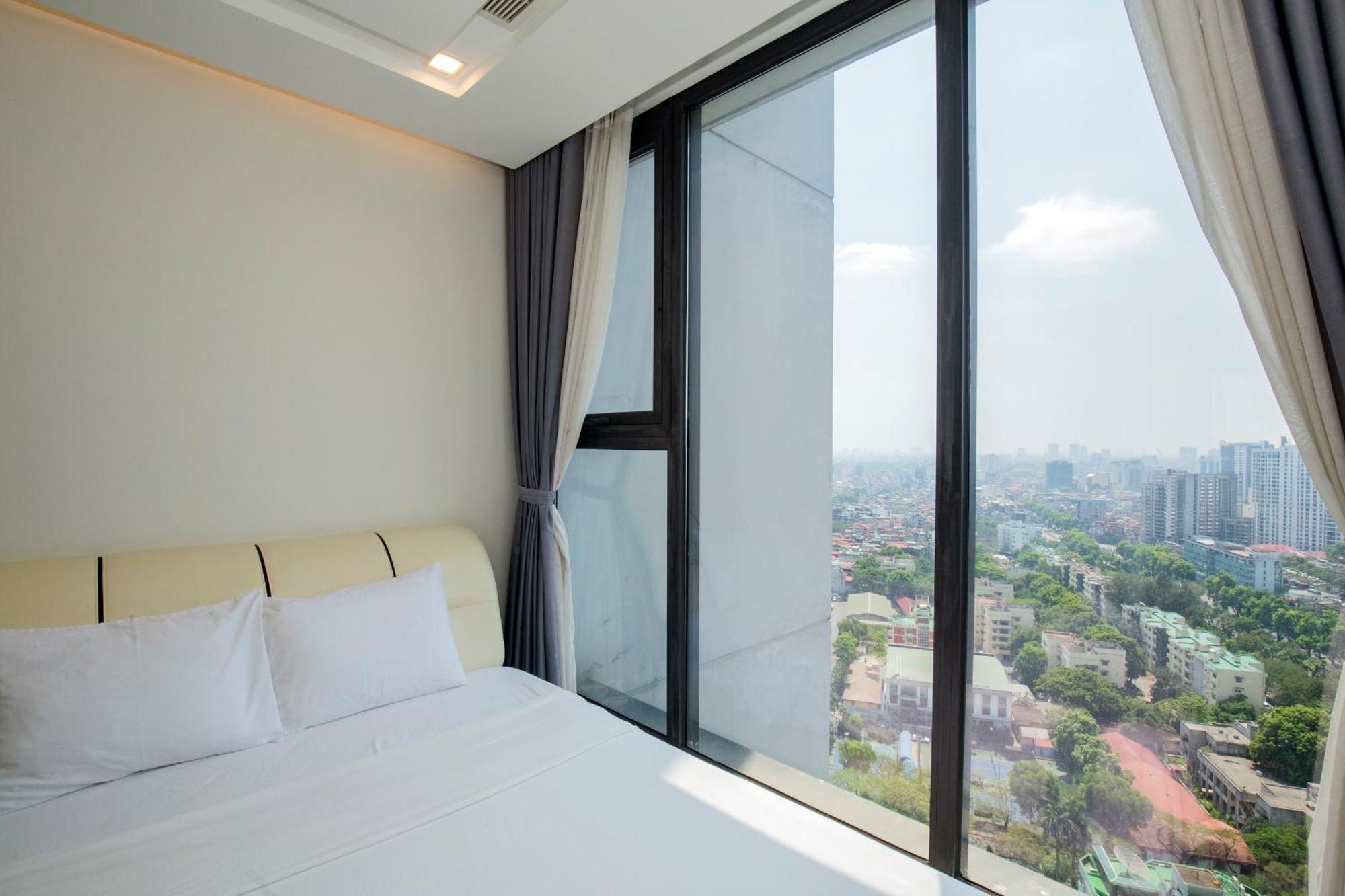 Investland- Vinhomes Metropolis One, Two, Three, Four Bedrooms *
