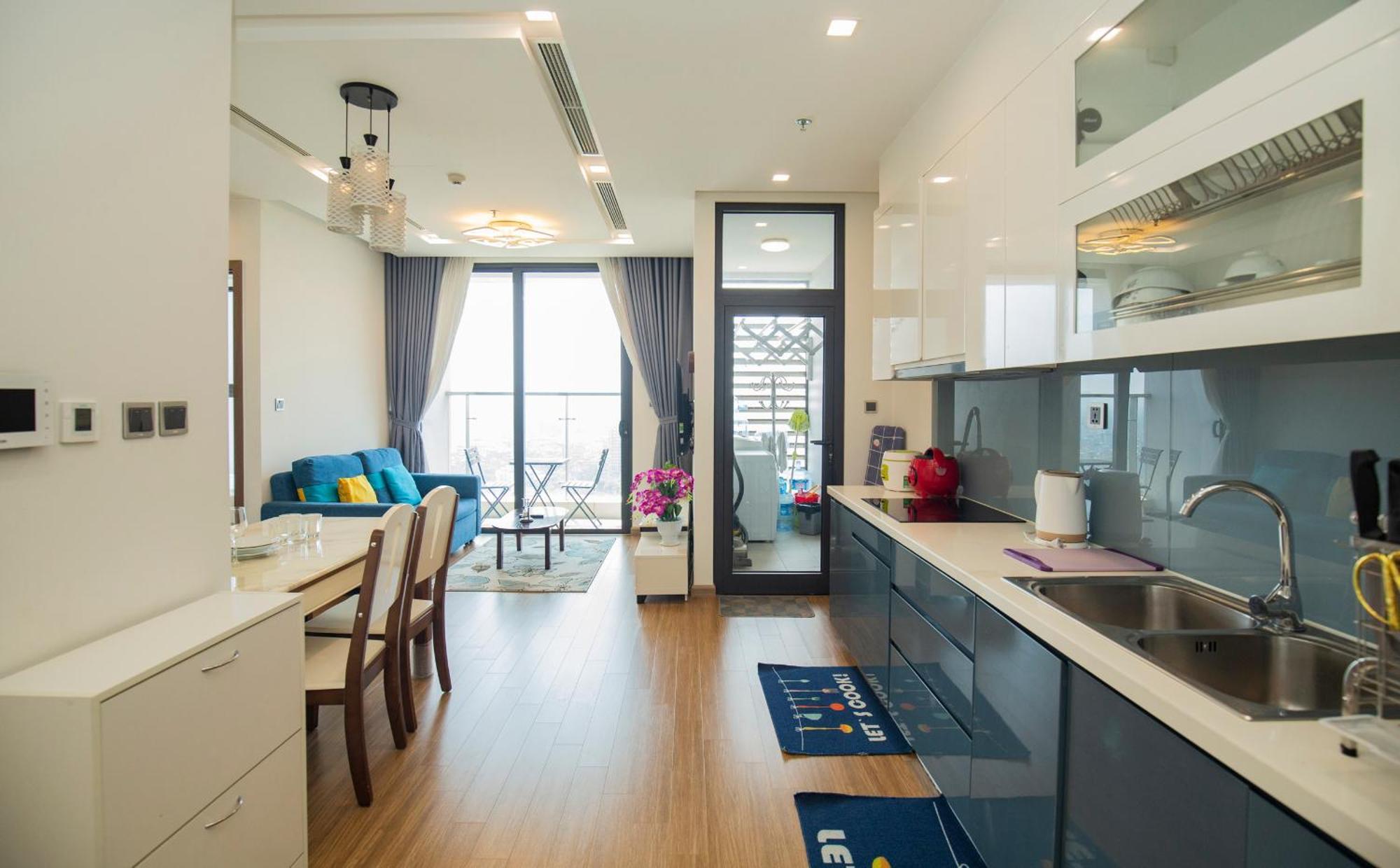 Investland- Vinhomes Metropolis One, Two, Three, Four Bedrooms * Hanoi