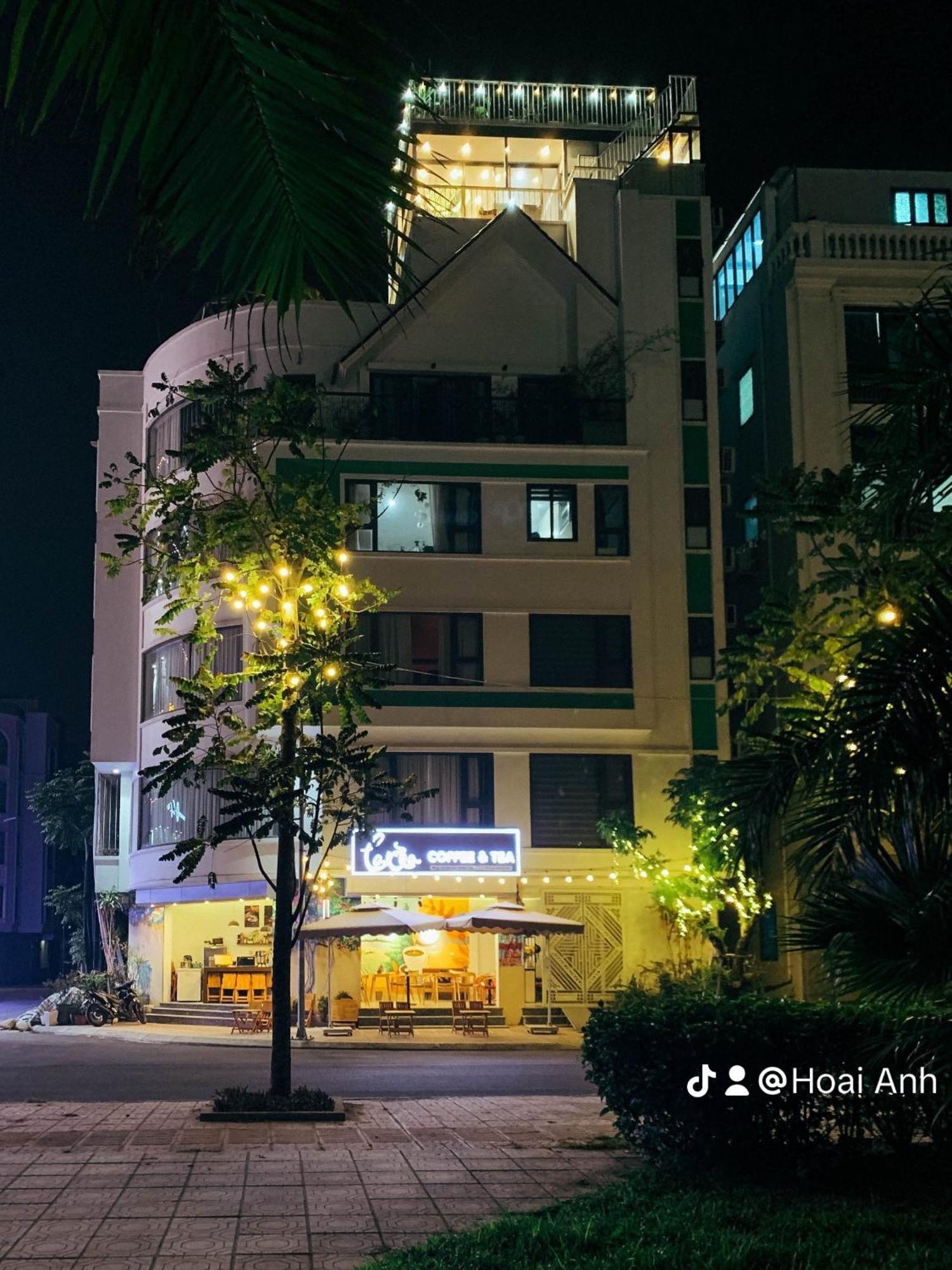 Line Long Bien - Serviced - Ngoc Thuy - * Hanoi