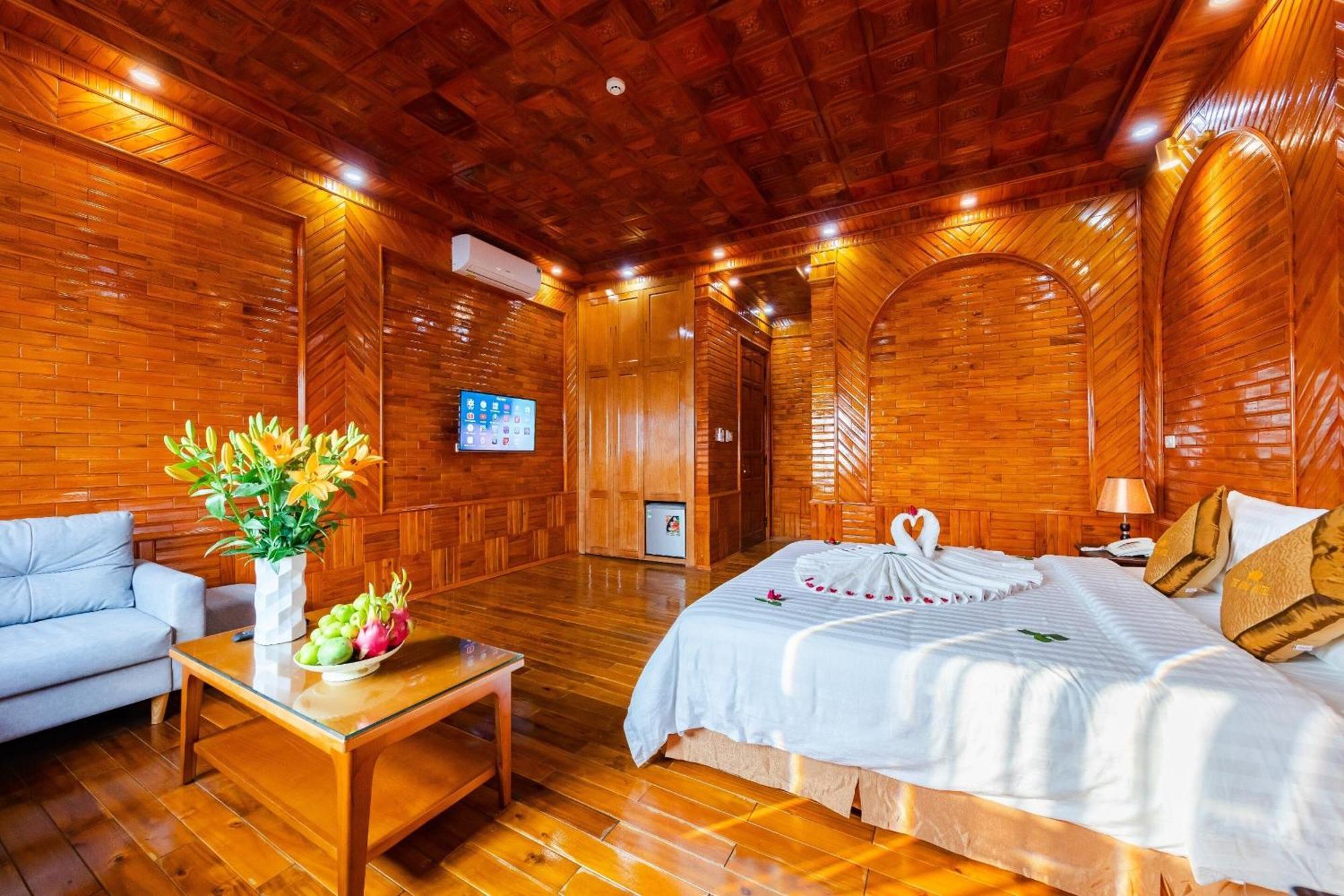 Hotel Noi Bai The King 4*