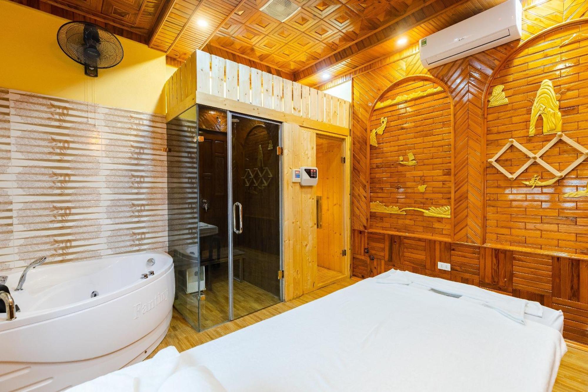 Hotel Noi Bai The King