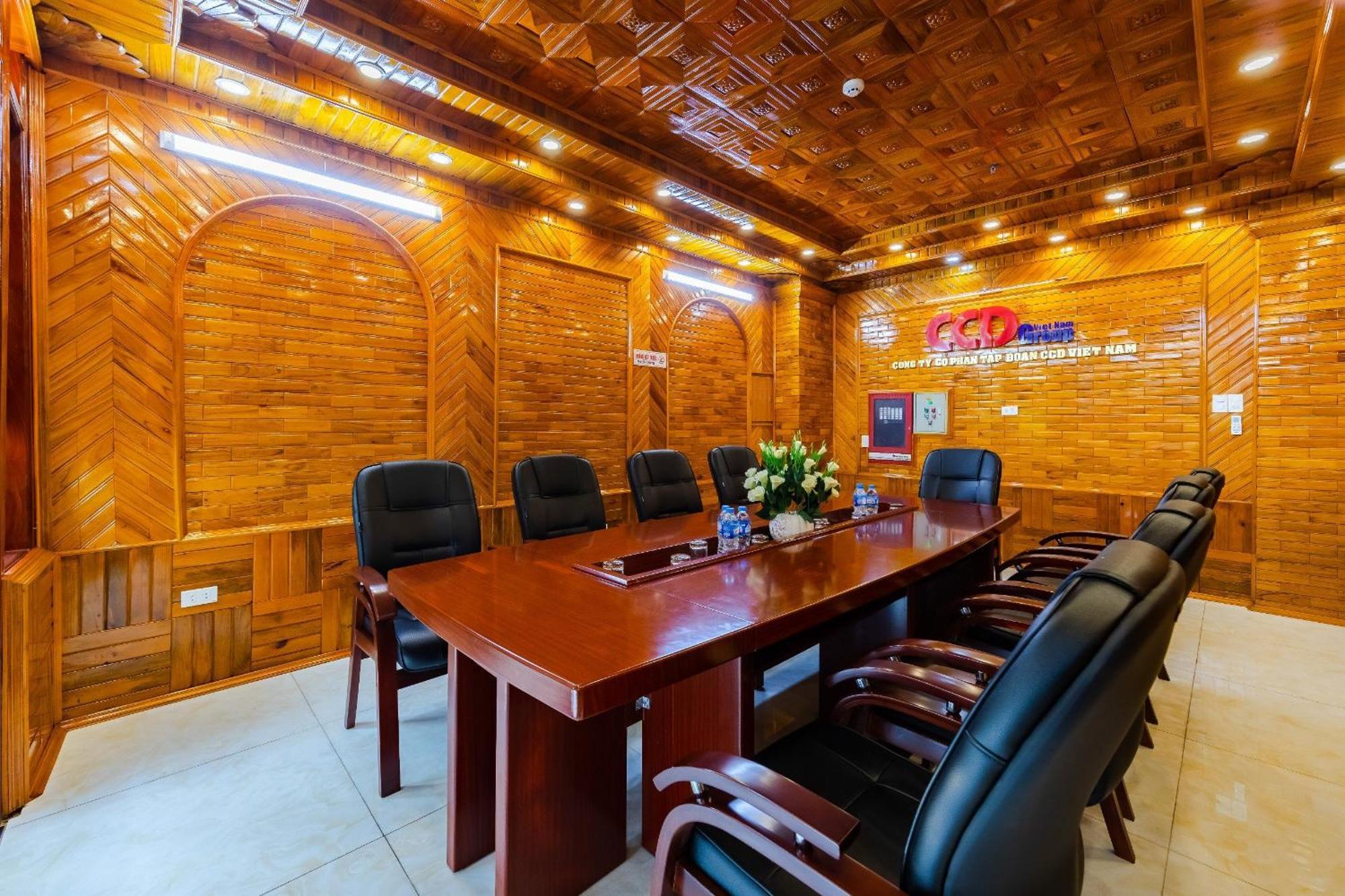 Noi Bai The King Hotel