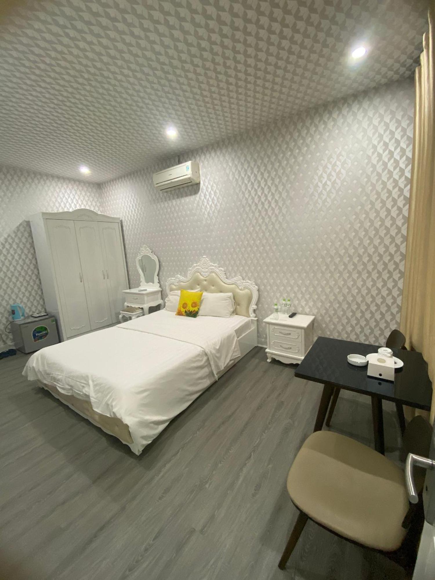 Hotel Khach San Huong Duong 3*