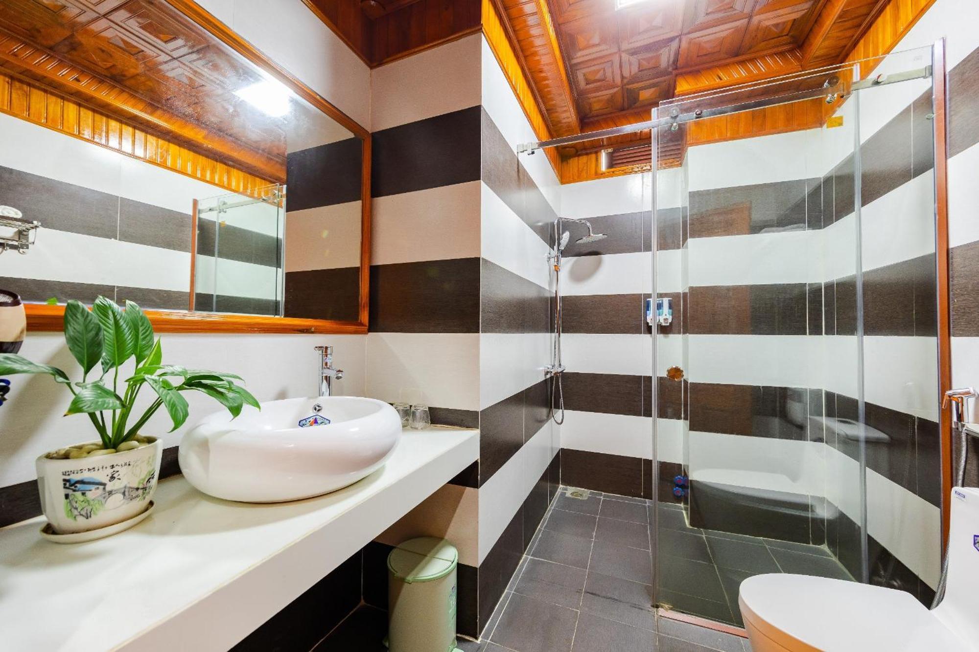 Hotel Noi Bai The King Hanoi
