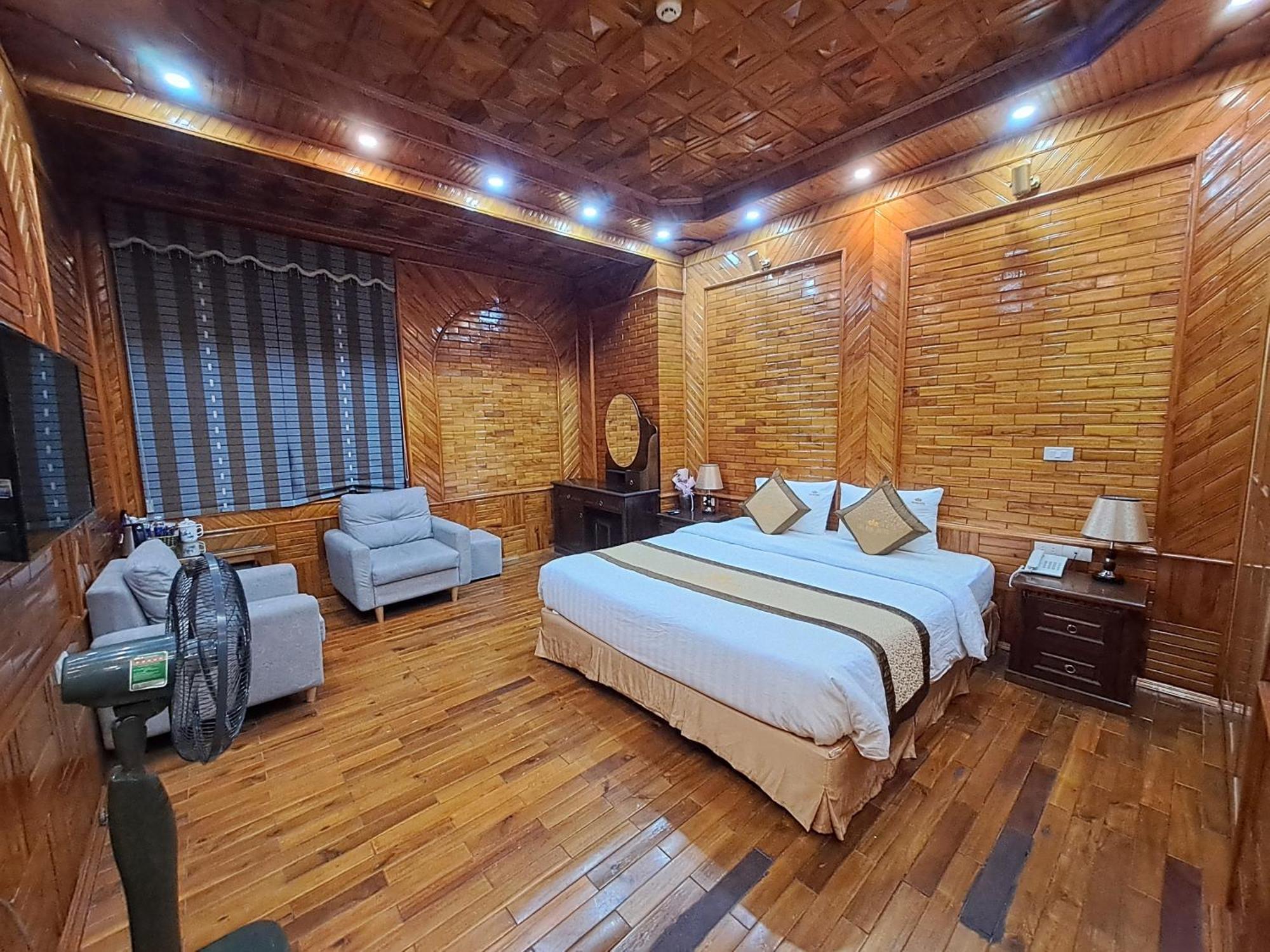 Noi Bai The King Hotel 4*