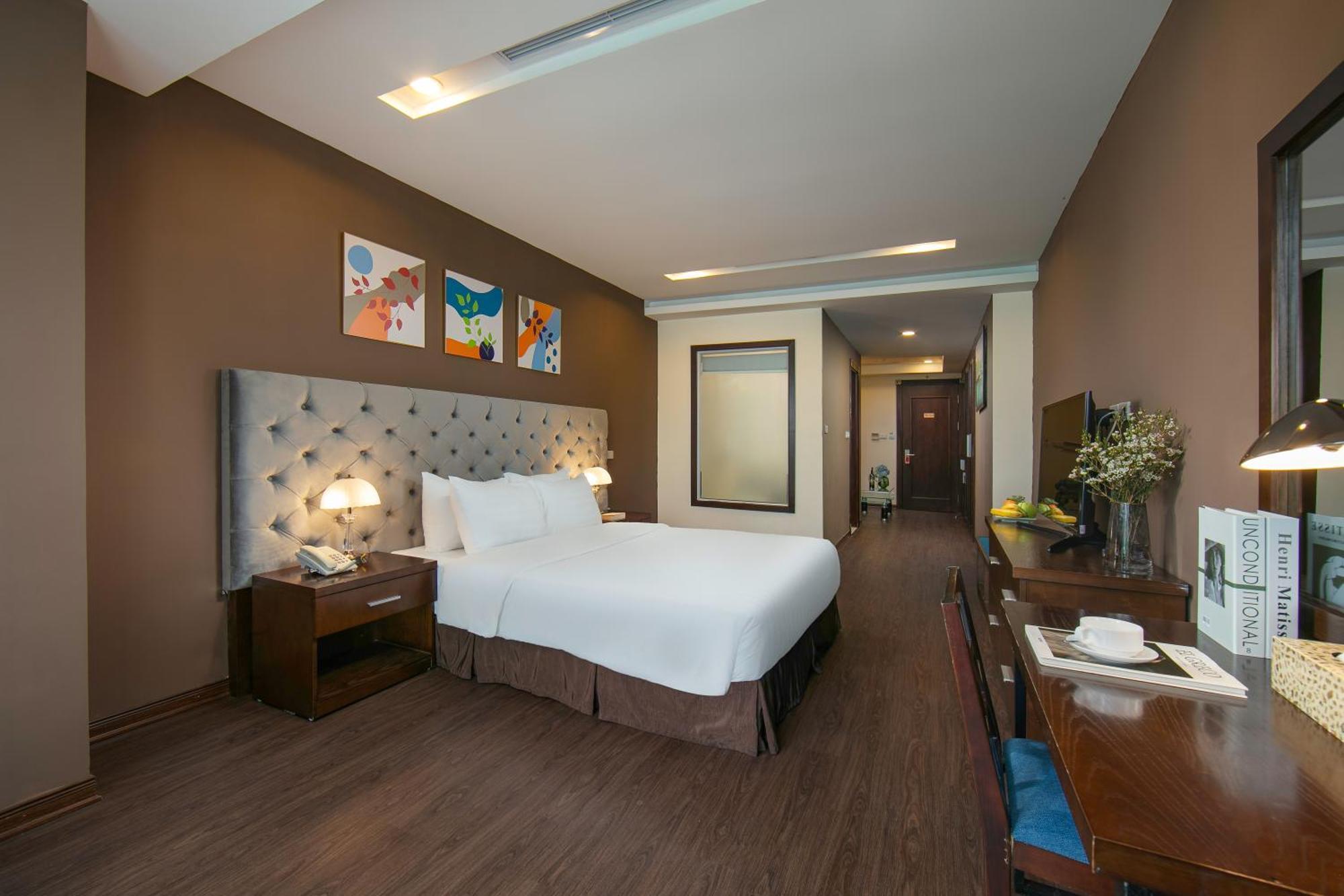 Hotel Brilliant Me Tri & Hanoi