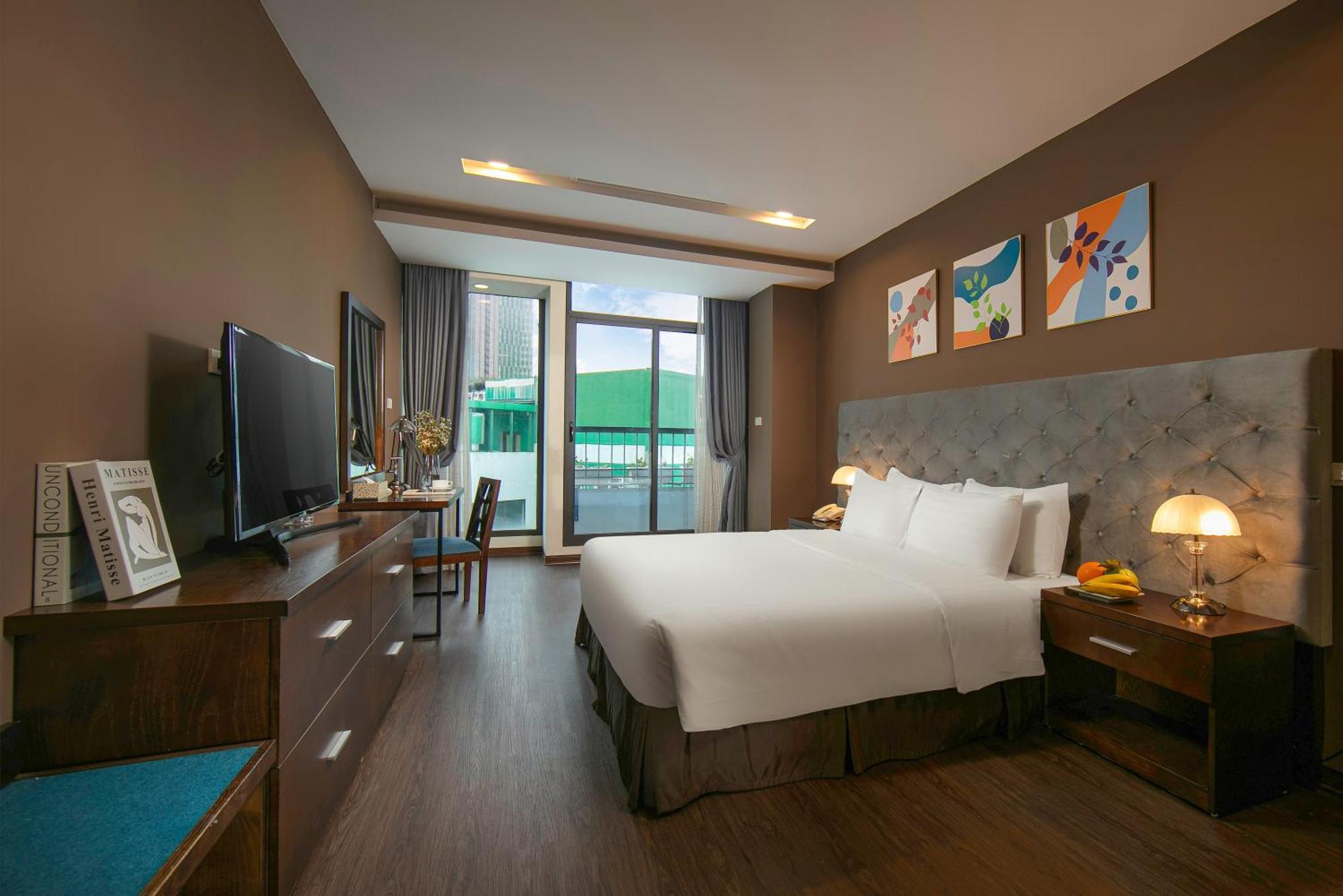 Hotel Brilliant Me Tri &
