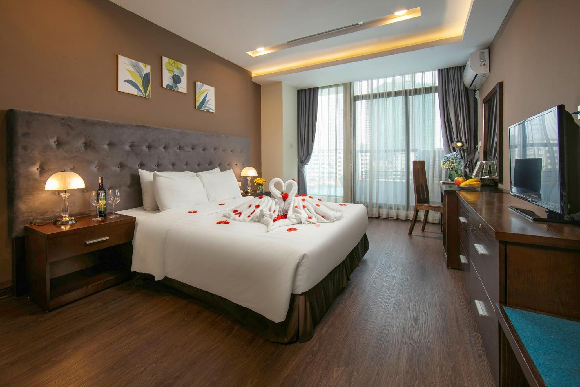 Brilliant Me Tri Hotel & Spa 3*