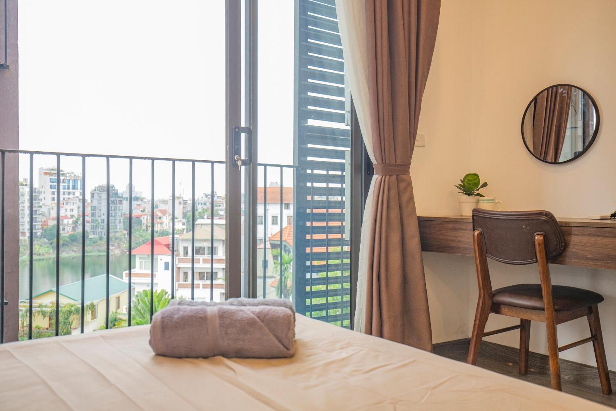 Apartment La Passion - Tay Ho One Bedroom Apartment! Hanoi