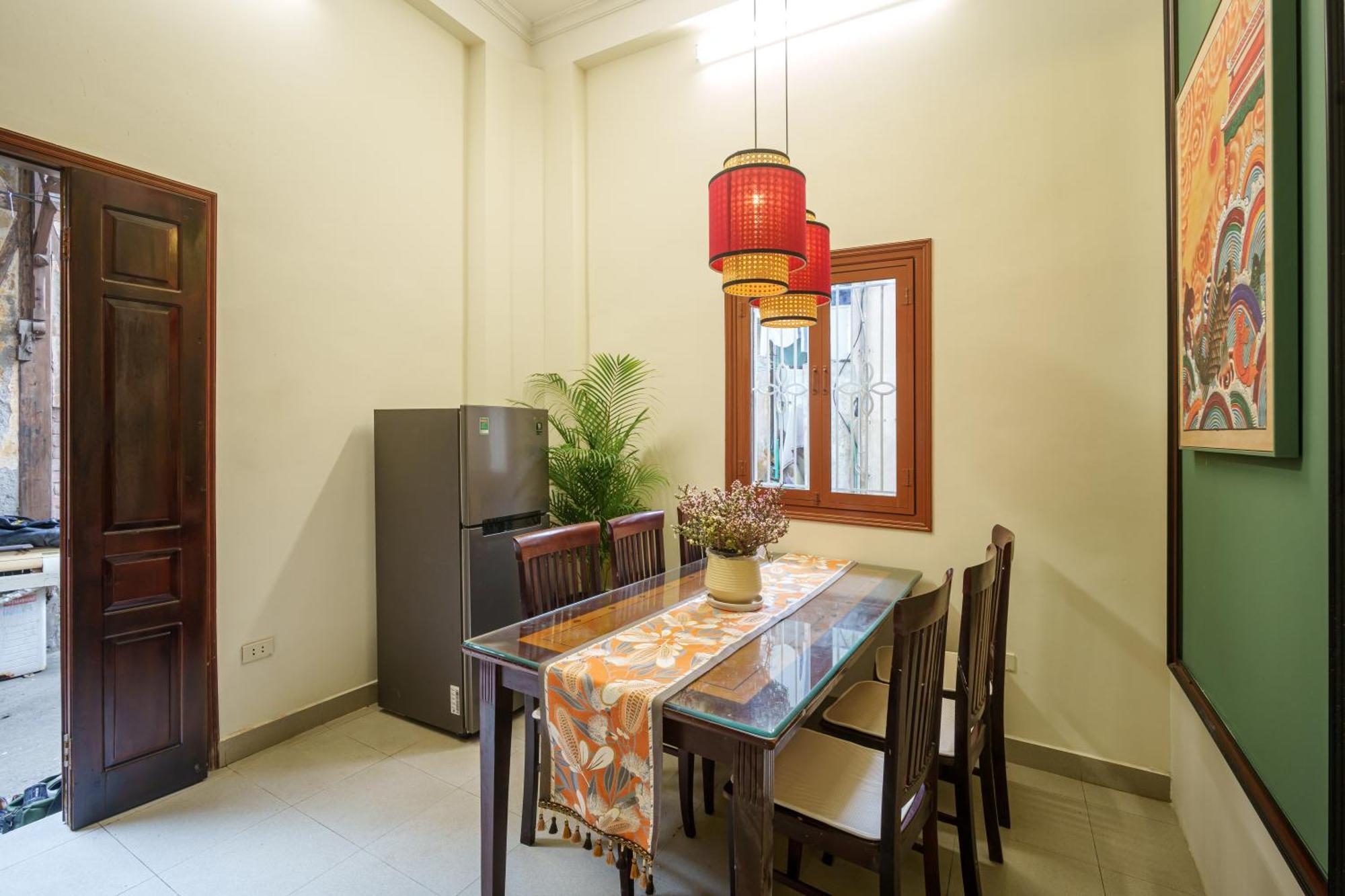 House Of Comfort - 3 Bedroom & 3 Baths - 1' To Hoan Kiem & Old Quarter