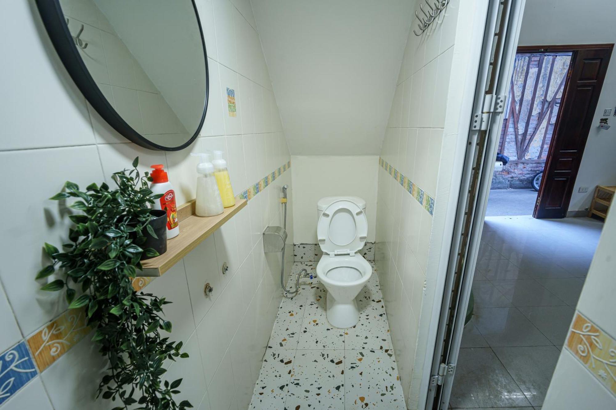 House Of Comfort - 3 Bedroom & 3 Baths - 1' To Hoan Kiem & Old Quarter Apartment