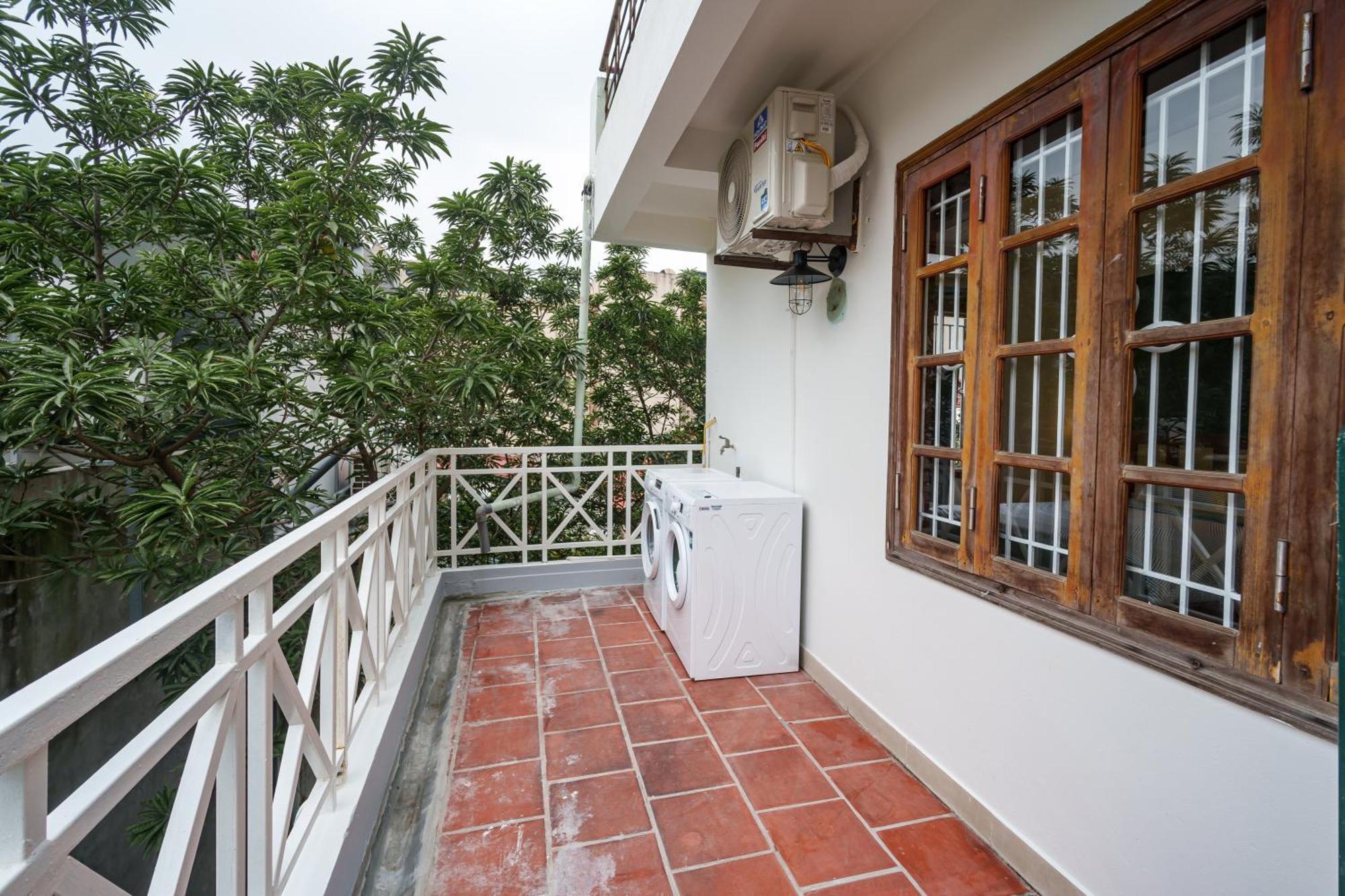 House Of Comfort - 3 Bedroom & 3 Baths - 1' To Hoan Kiem & Old Quarter Apartment