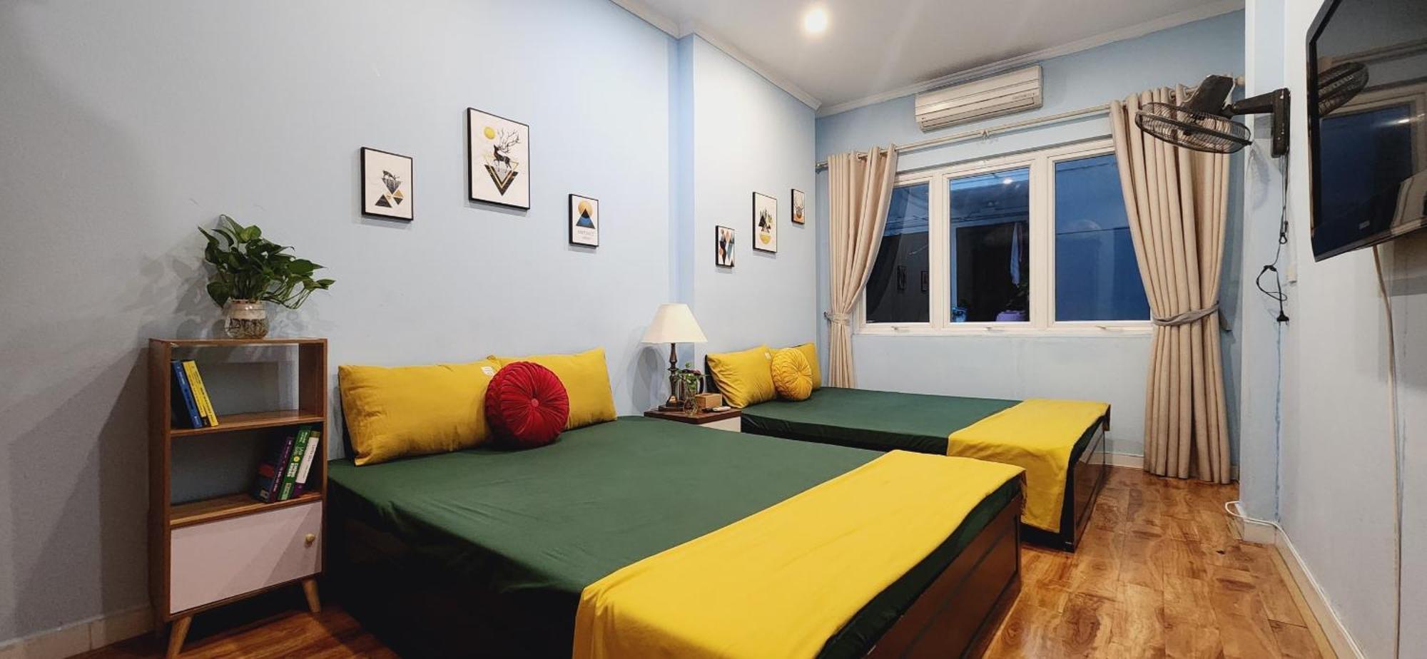 Cozy Long Bien Homestay