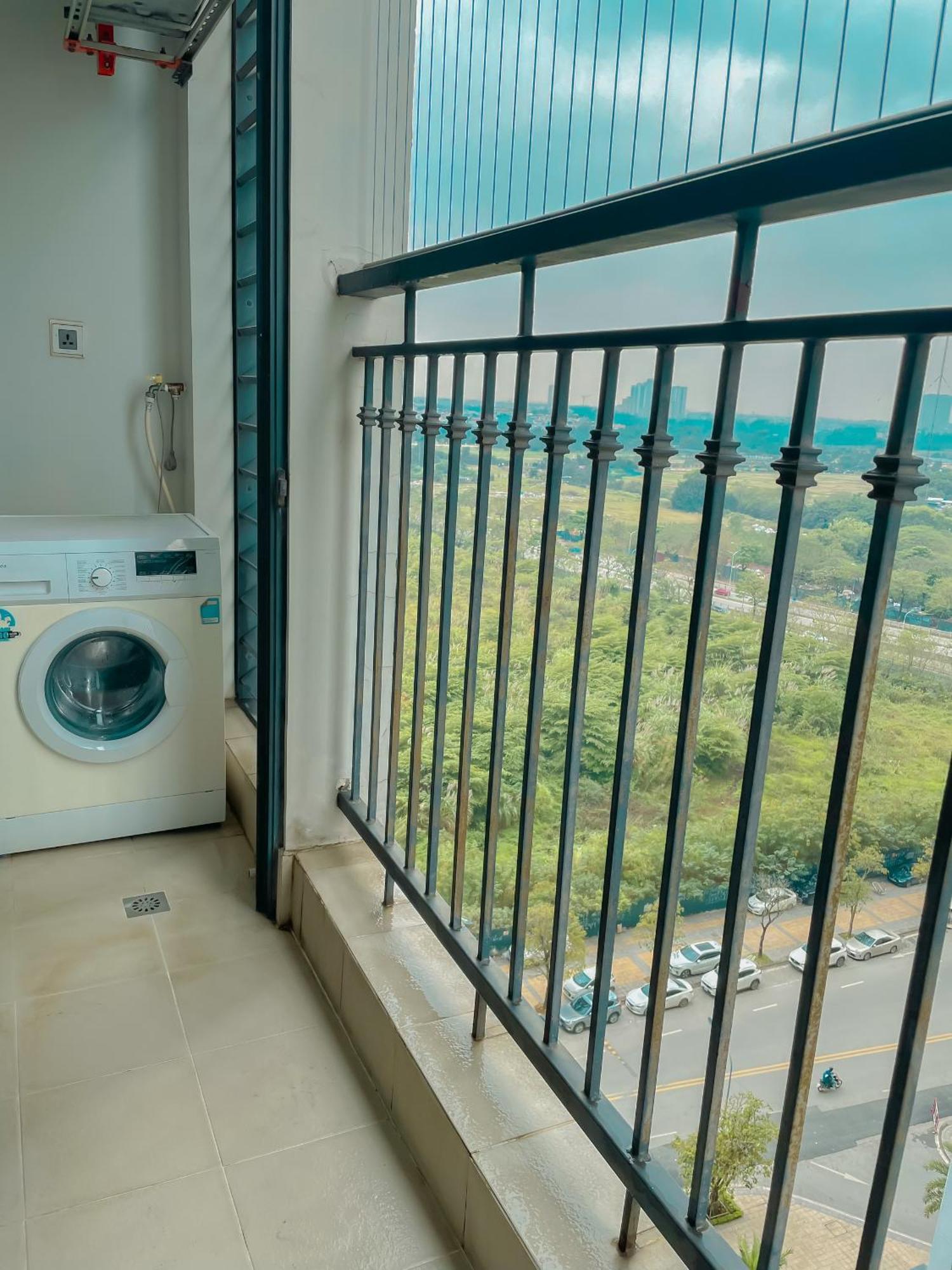 Rosee House -luxury In Vinhomes Greenbay Apartment Hanoi