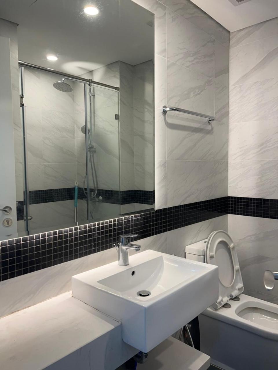 Luxury Econest - With Swimming Pool & Gym Apartment