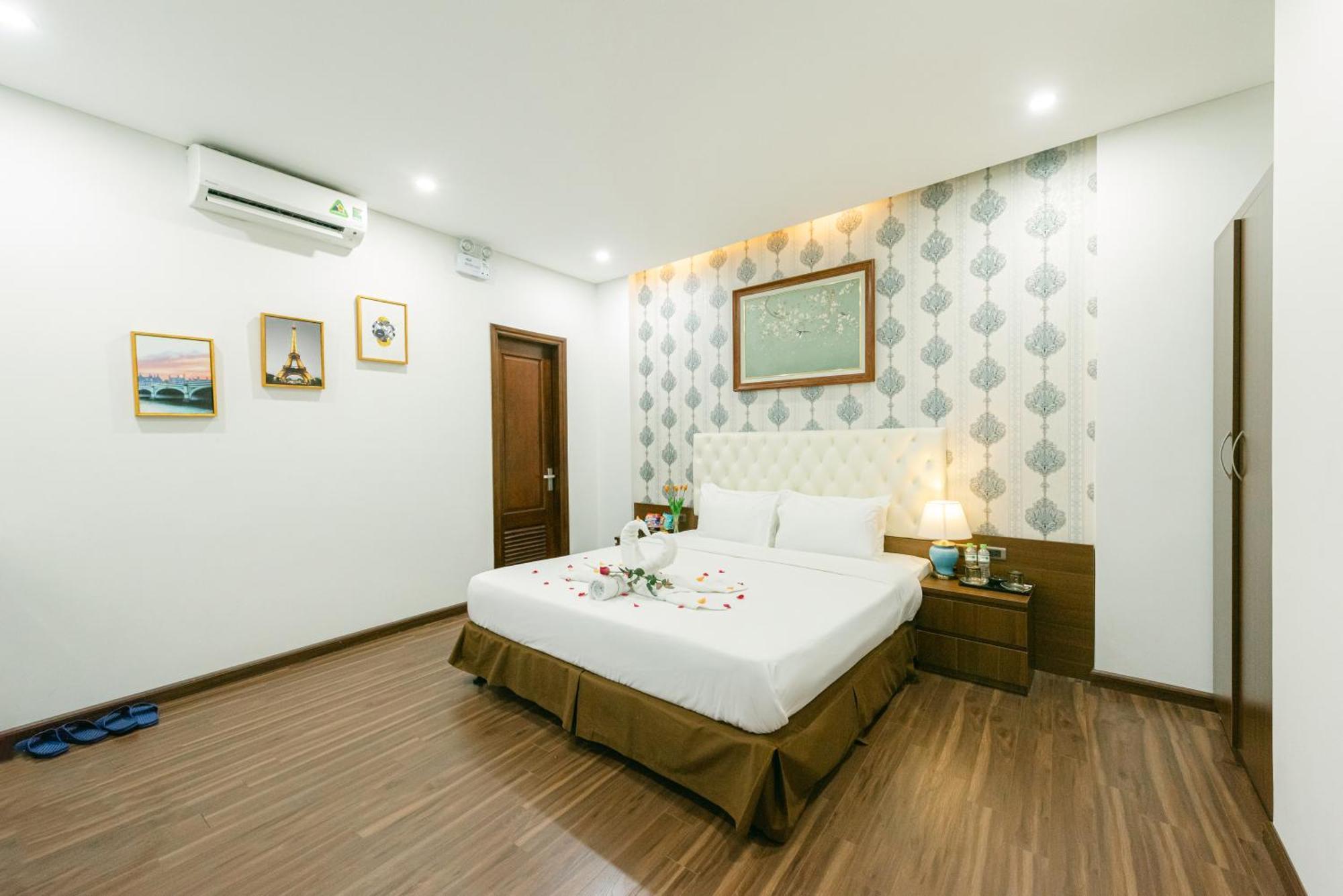 Hotel New Century 3*