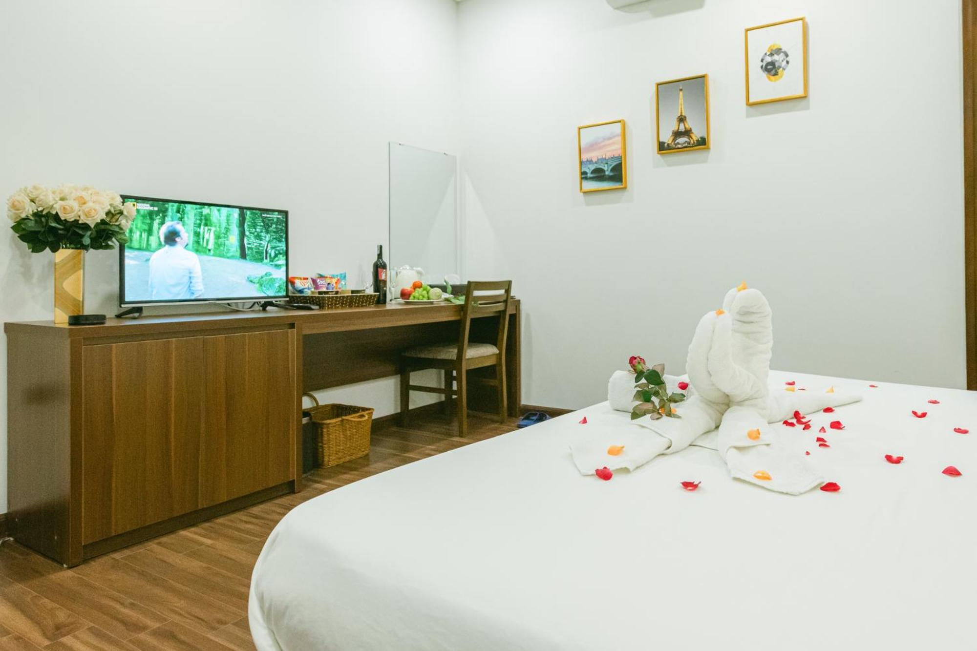 New Century Cầu Giấy