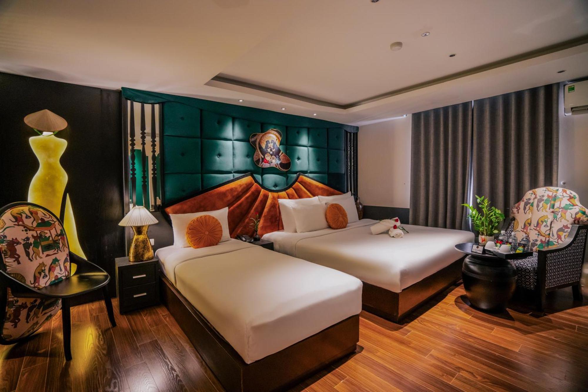 Hotel Center Silk Classic & Travel 4*