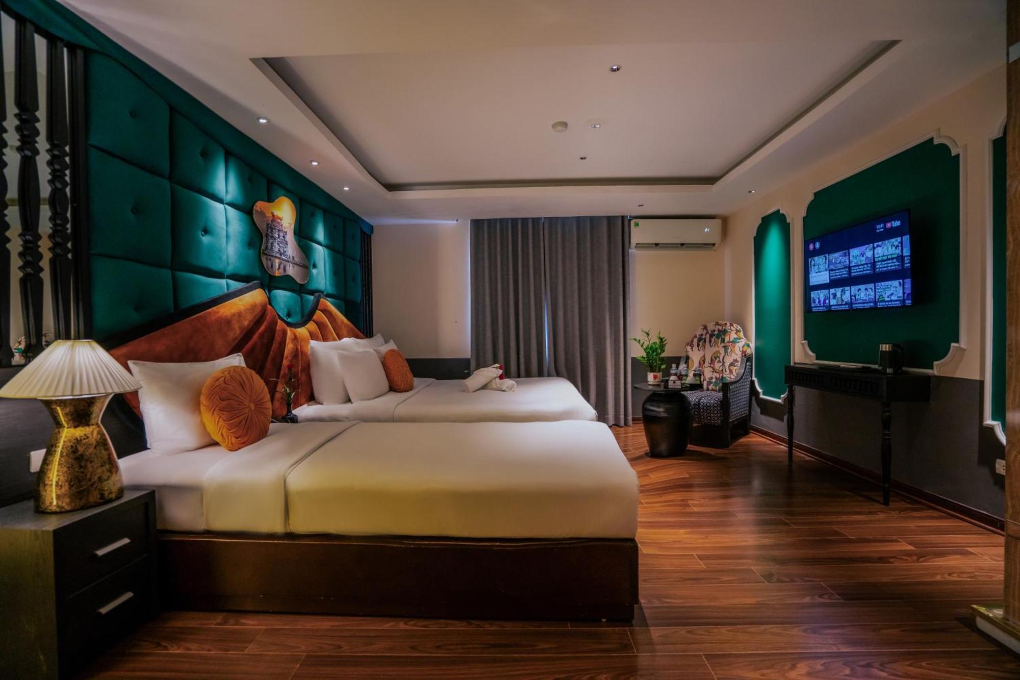 Center Silk Classic & Travel 4* Hanoi