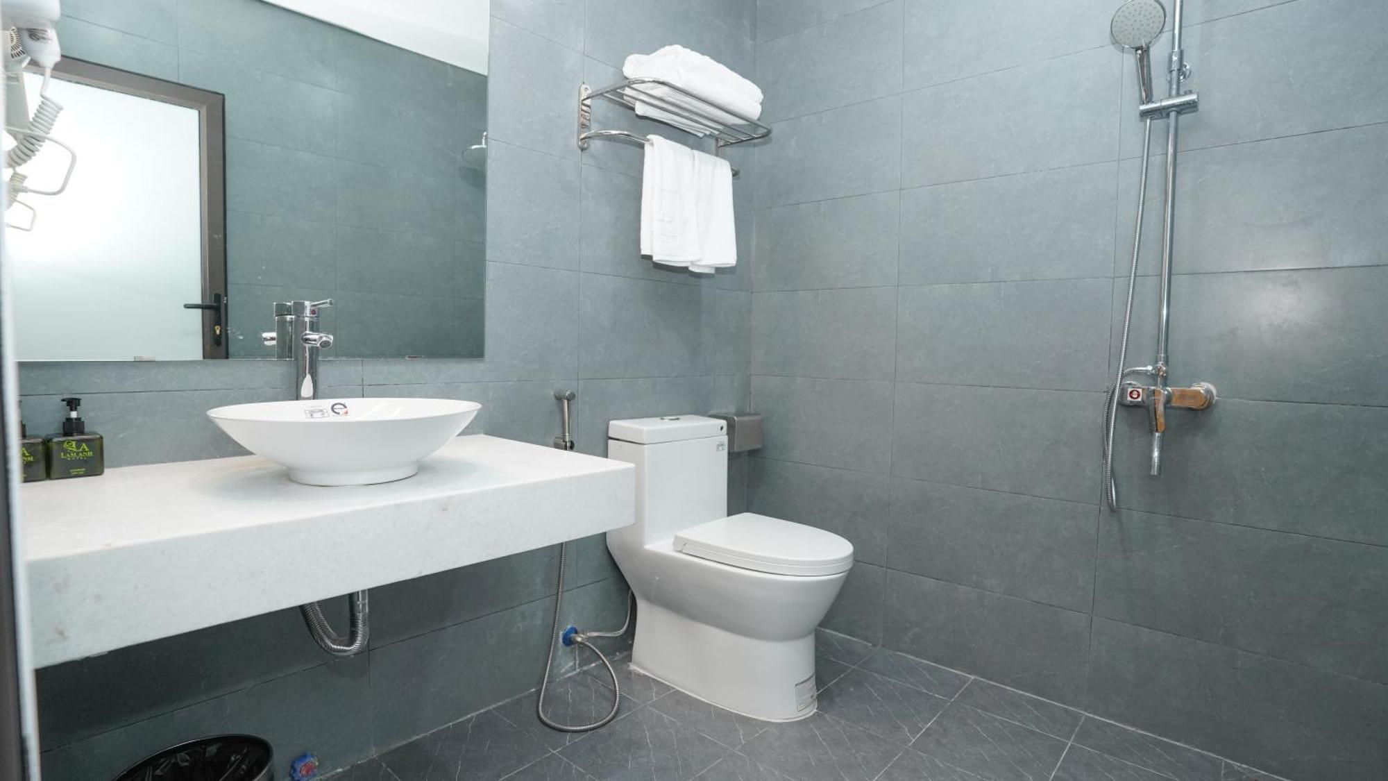 Khach San Lam Anh Ngoai Giao Doan Ha Noi 3* Hanoi