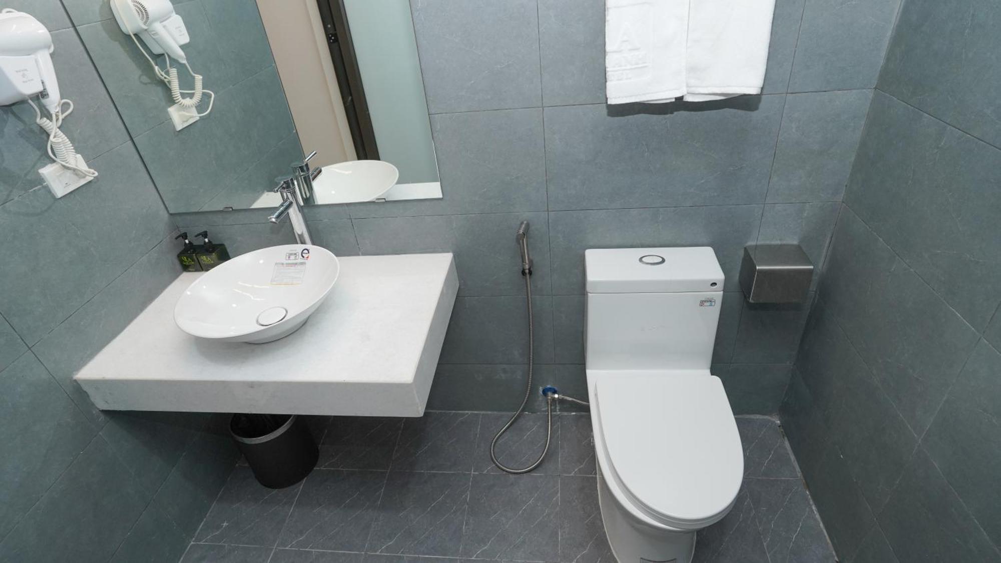 Lam Anh 3 Ngoai Giao Doan Bt5-16 Hotel Hanoi