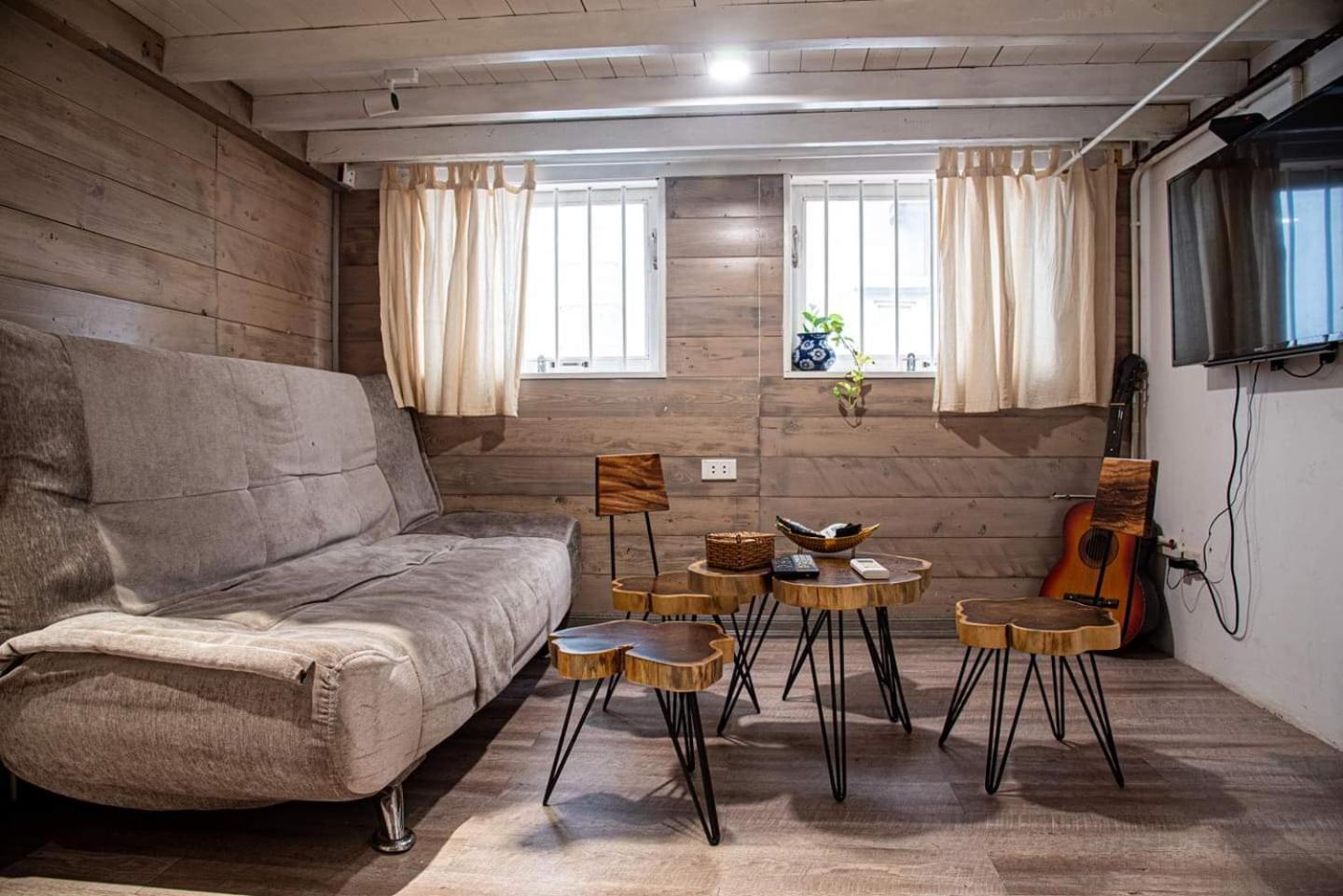 Bu-studio Bachkhoa Guest house *