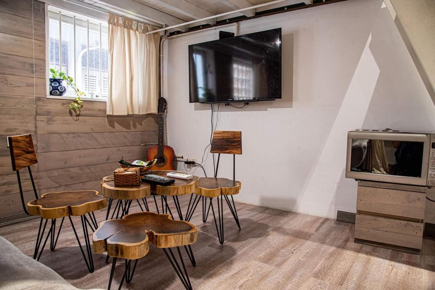 Guest house Bu-studio Bachkhoa Hanoi