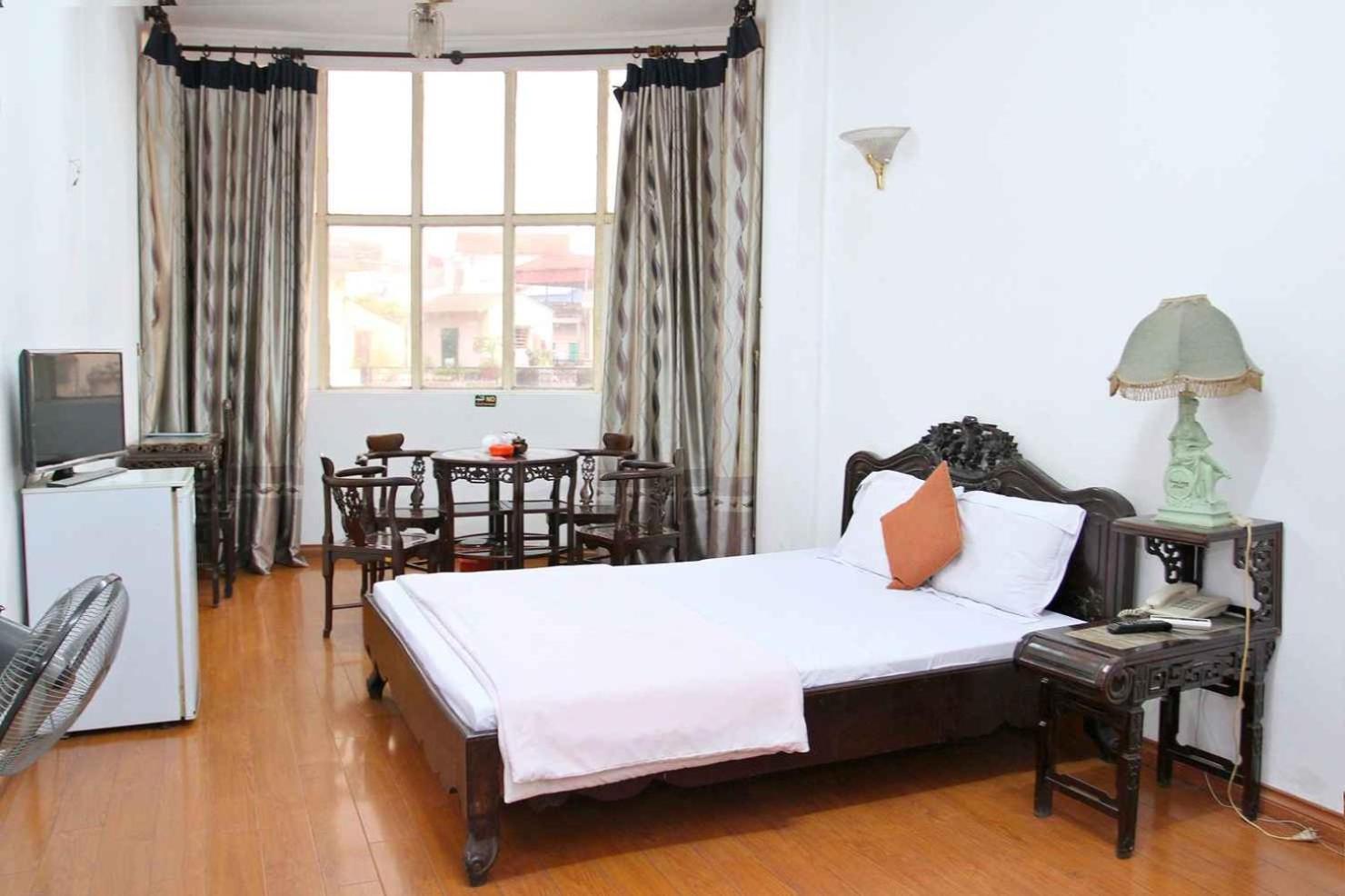 Hoang Cuong 15 Nguyen Thai Hoc Hotel