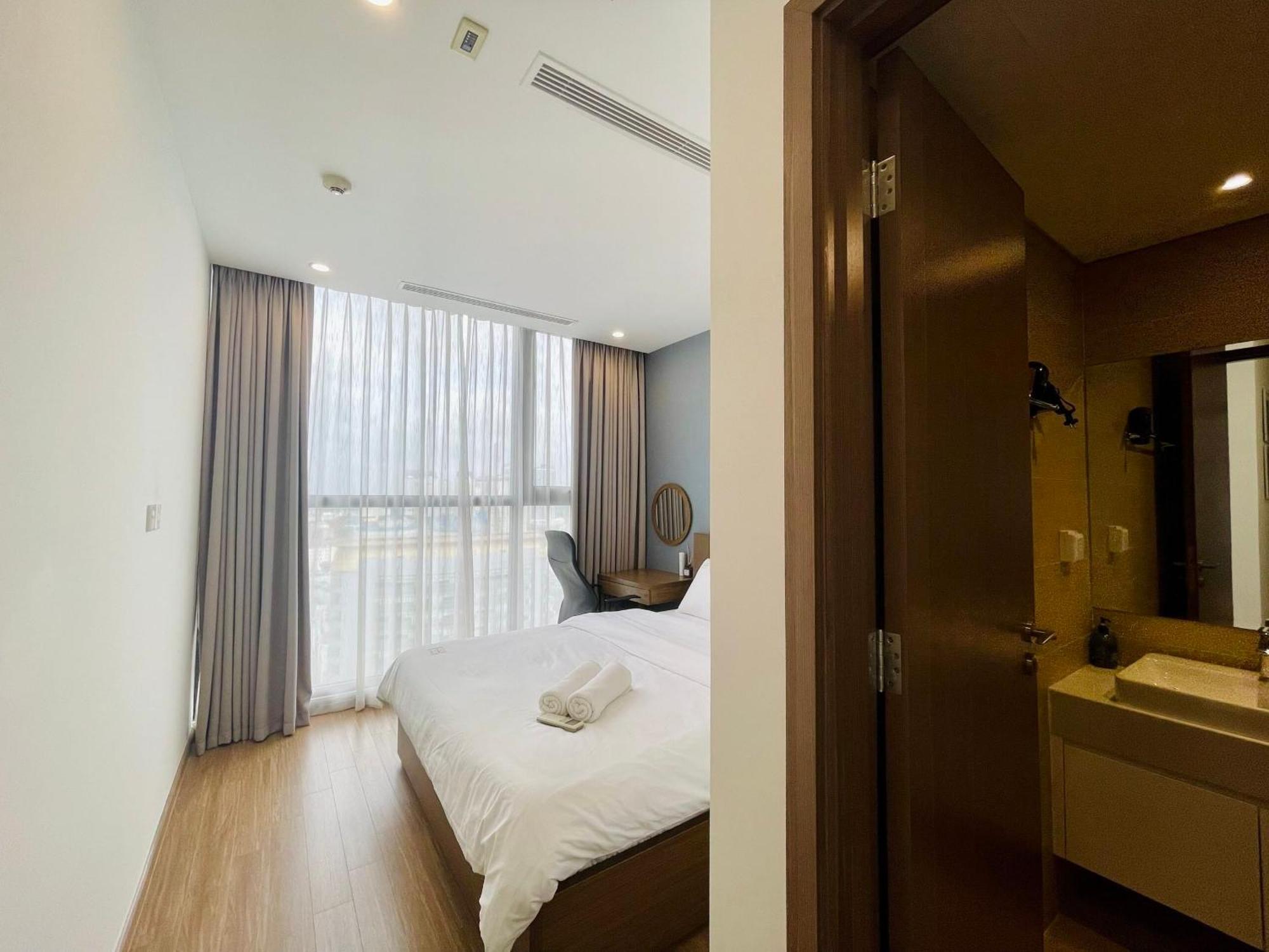 Vinhomes Skylake Pham Hung Hotel 5*