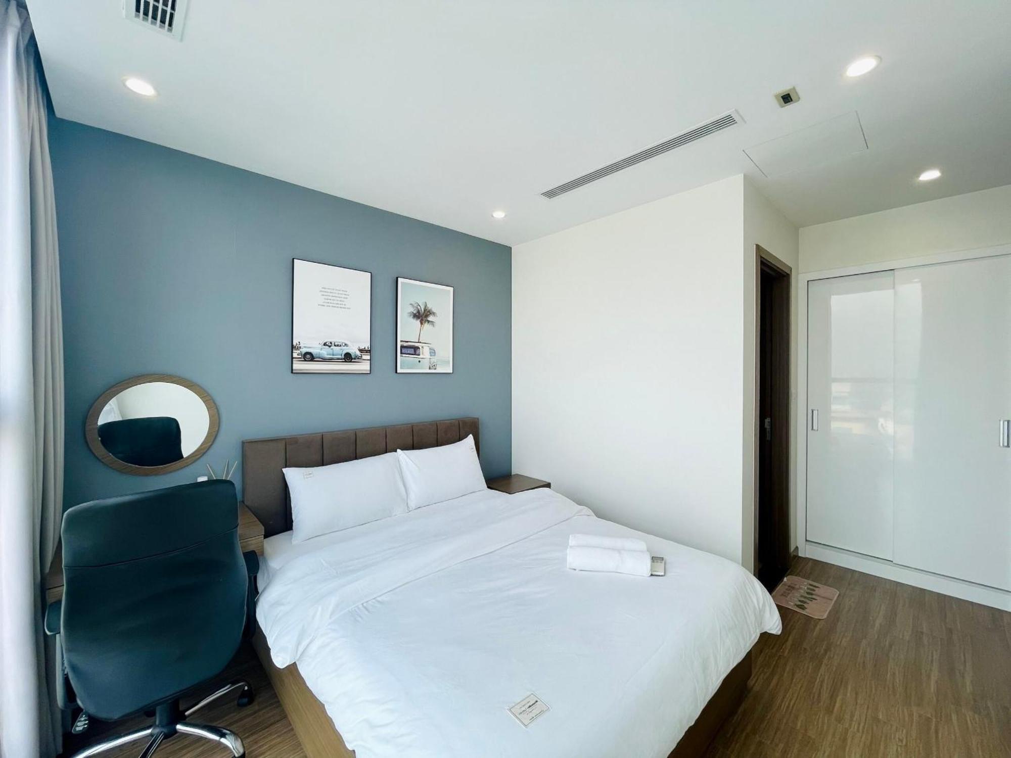 Vinhomes Skylake Pham Hung 5* Hanoi