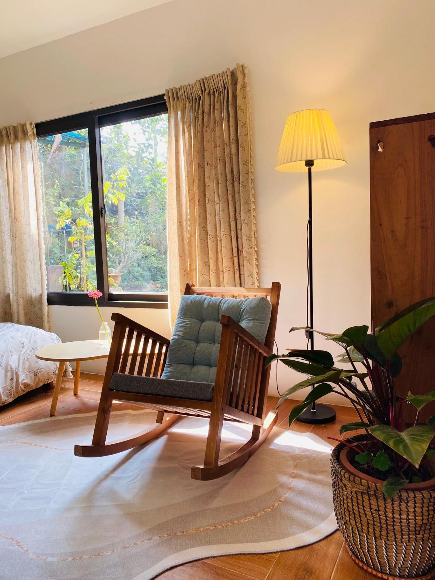 Elephant's House - Duong Lam Hanoi