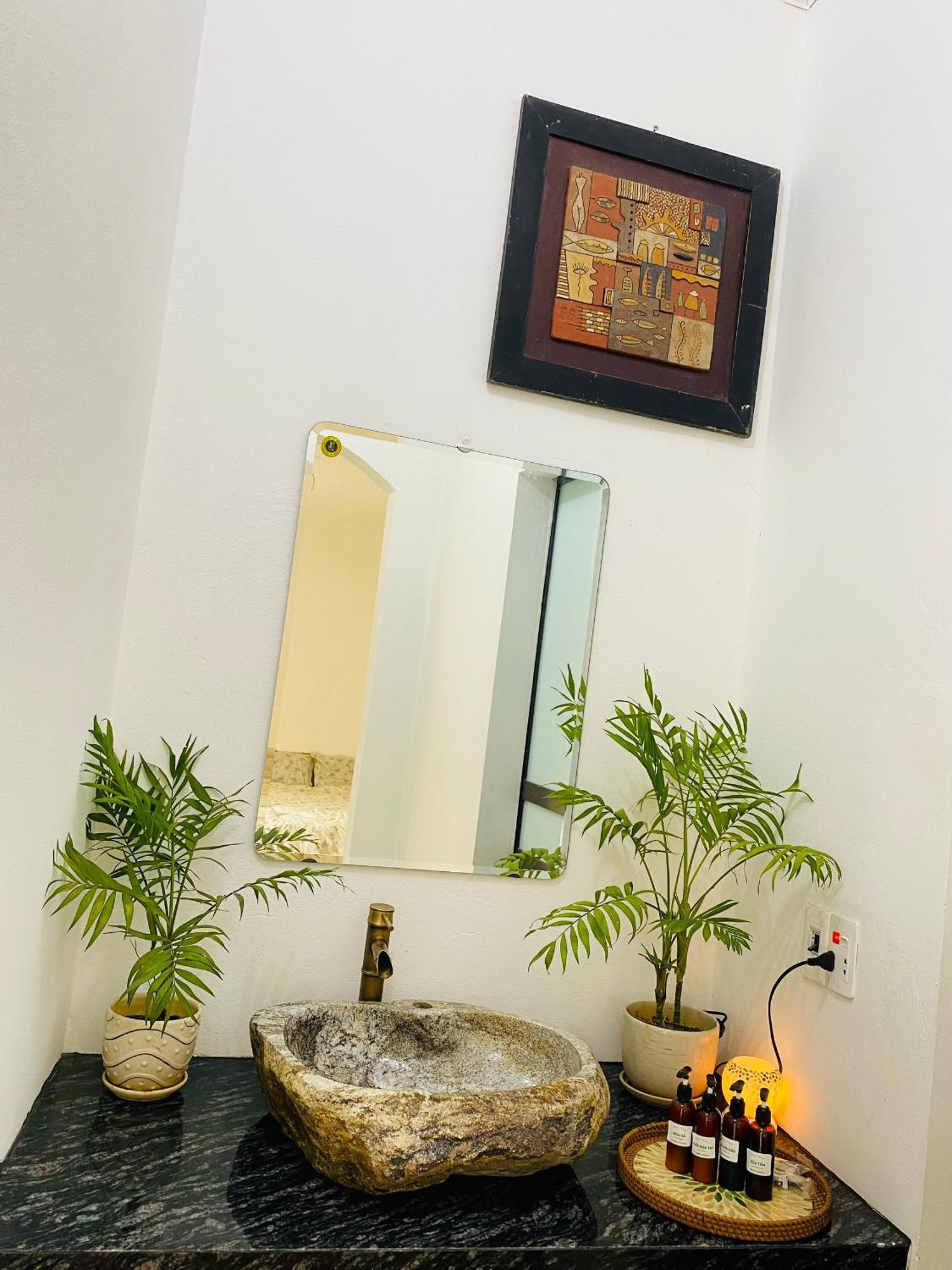 Elephant's House - Duong Lam Country house Hanoi