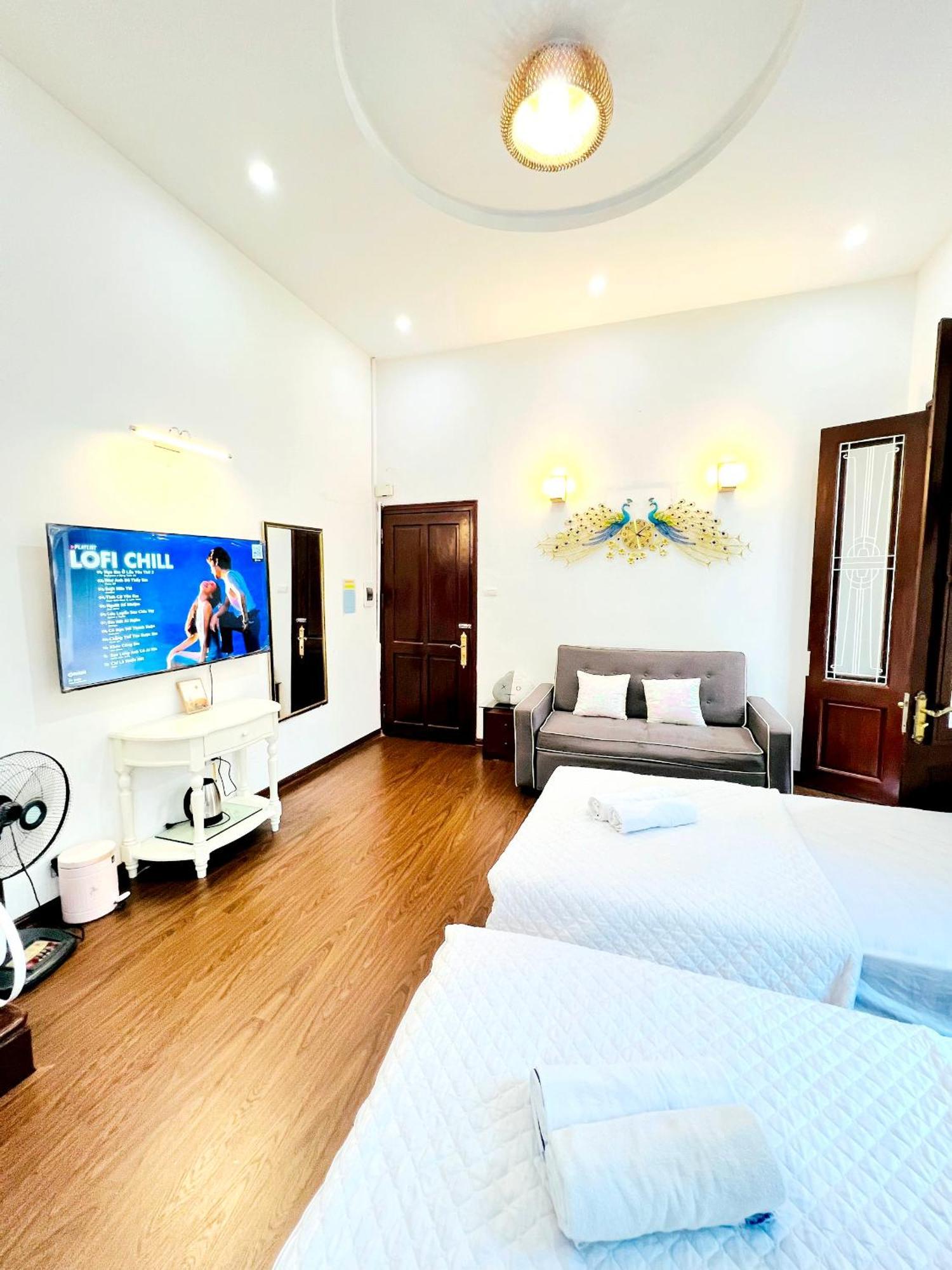 2br Hoan Kiem * Hanoi
