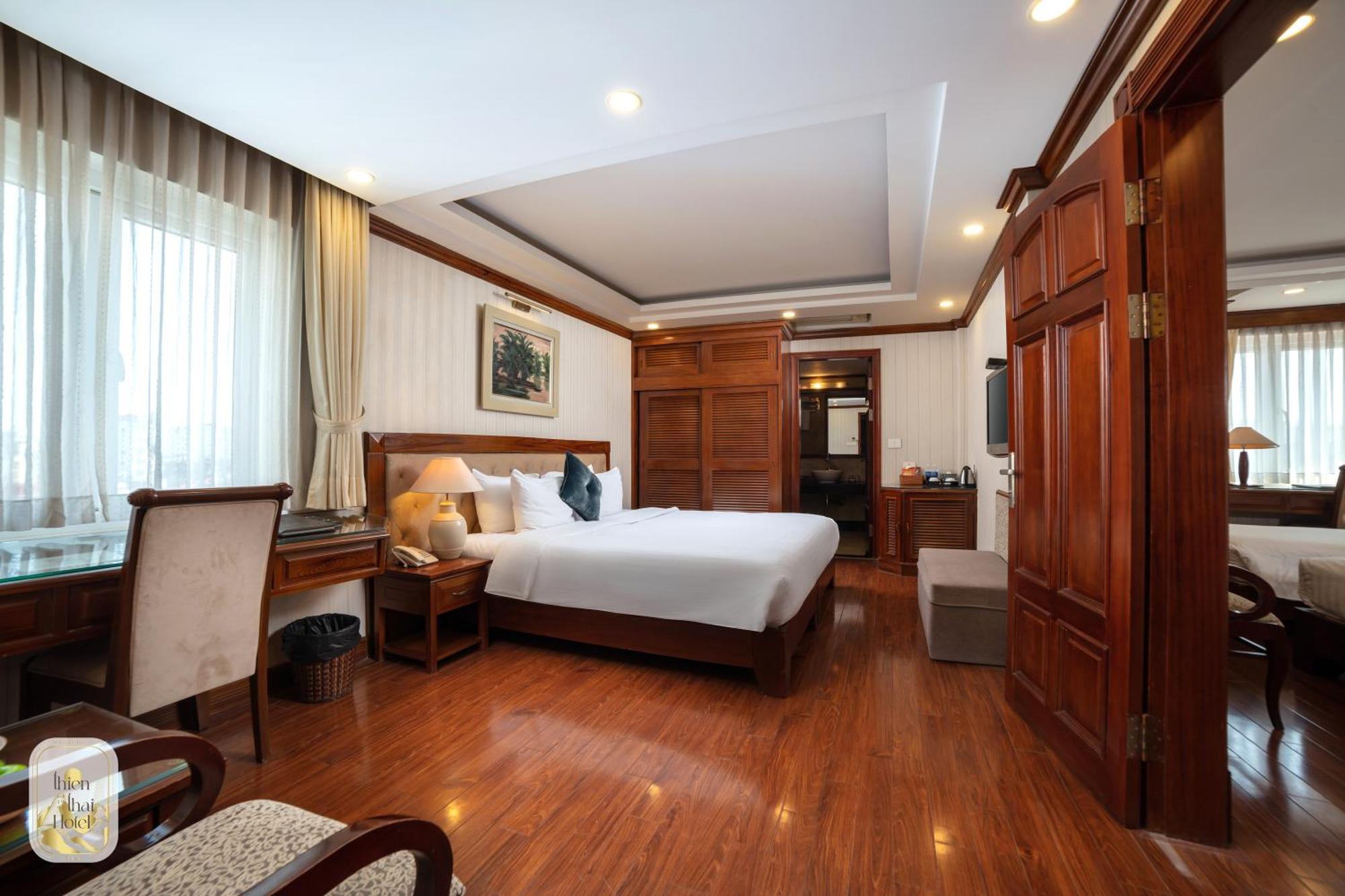 Thien Thai & 4*
