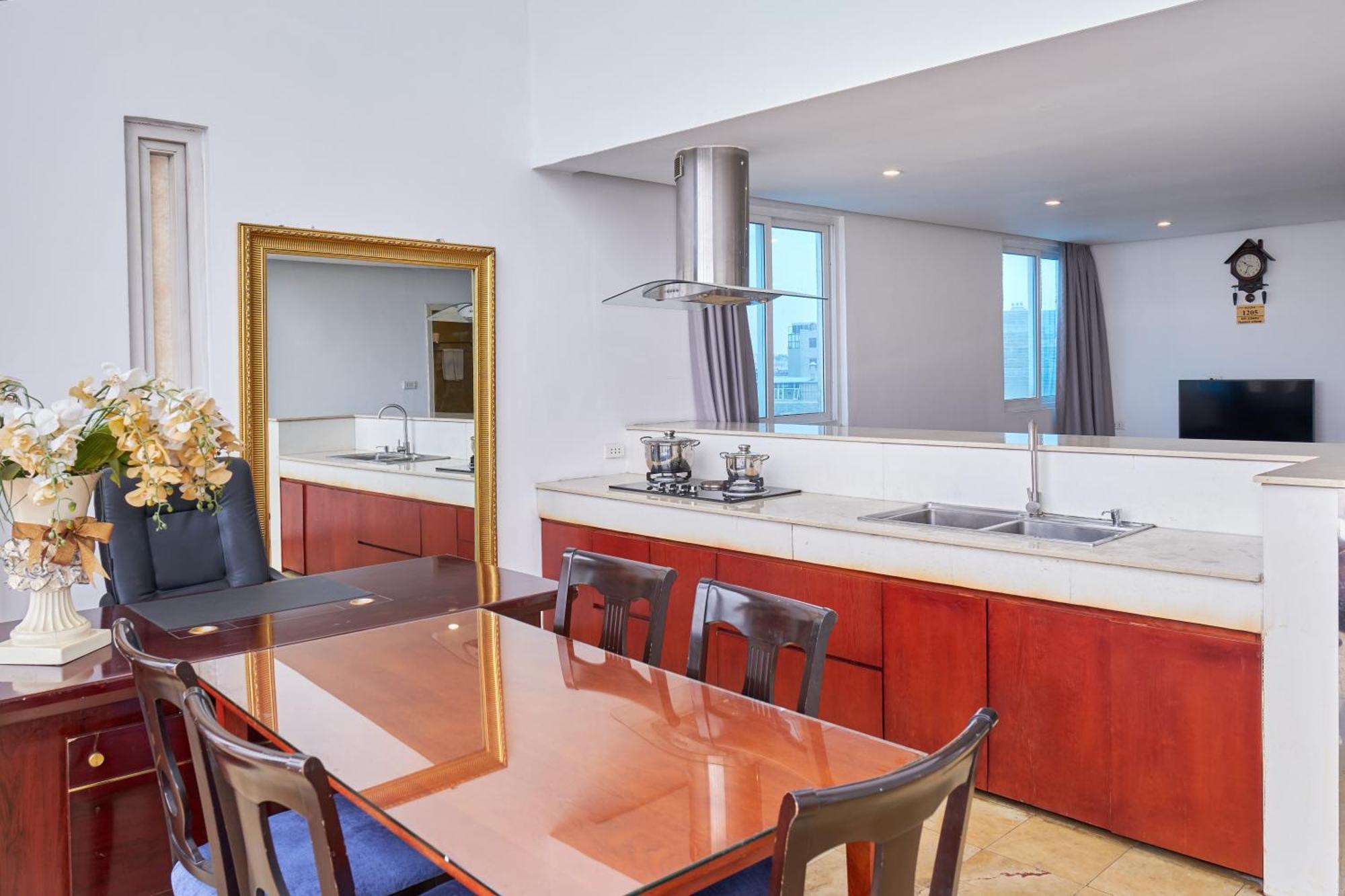 Hotel A25 - 12 Ngo Sy Lien Hanoi